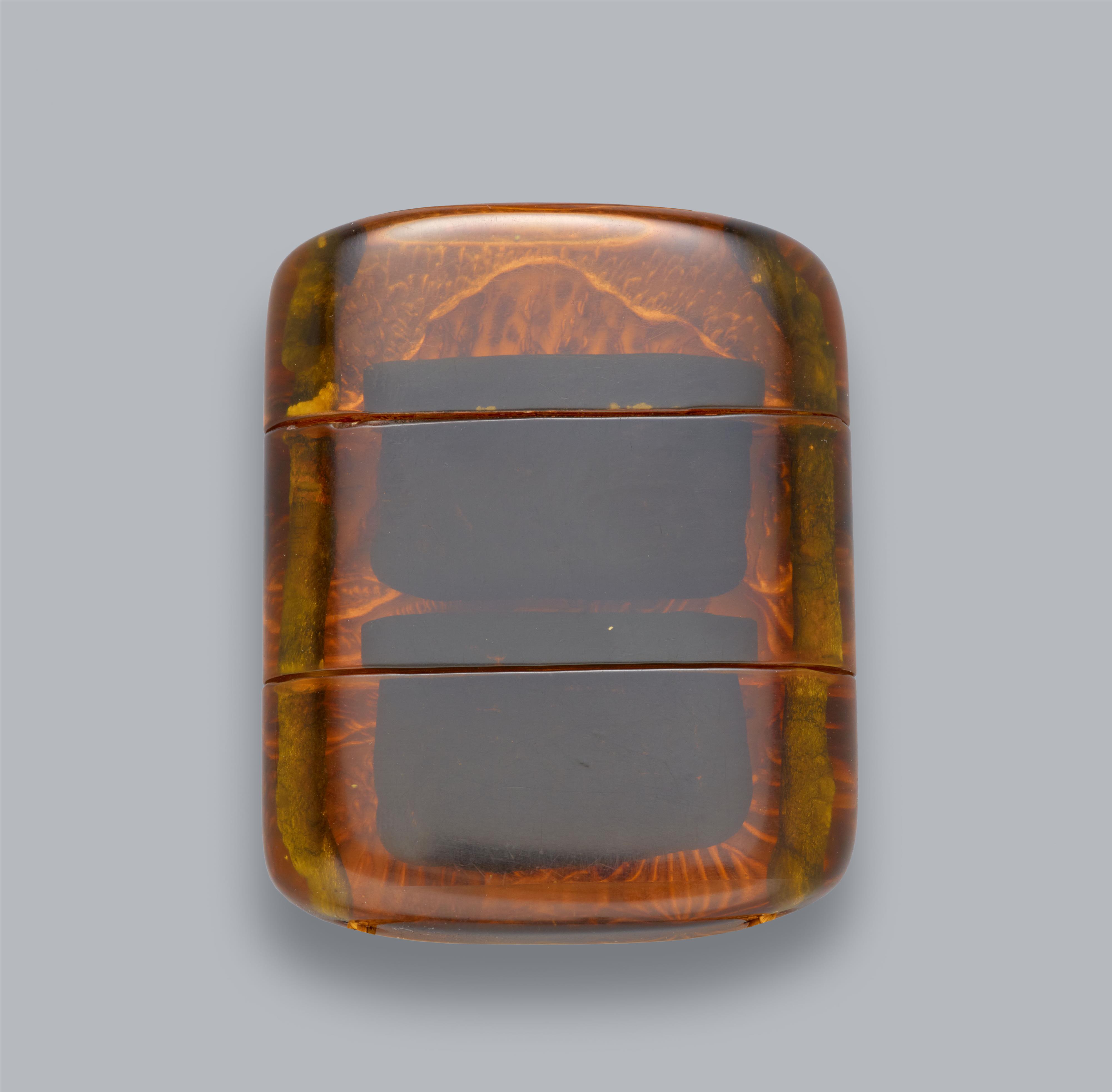 A two-case amber inrô. 19th century - image-2