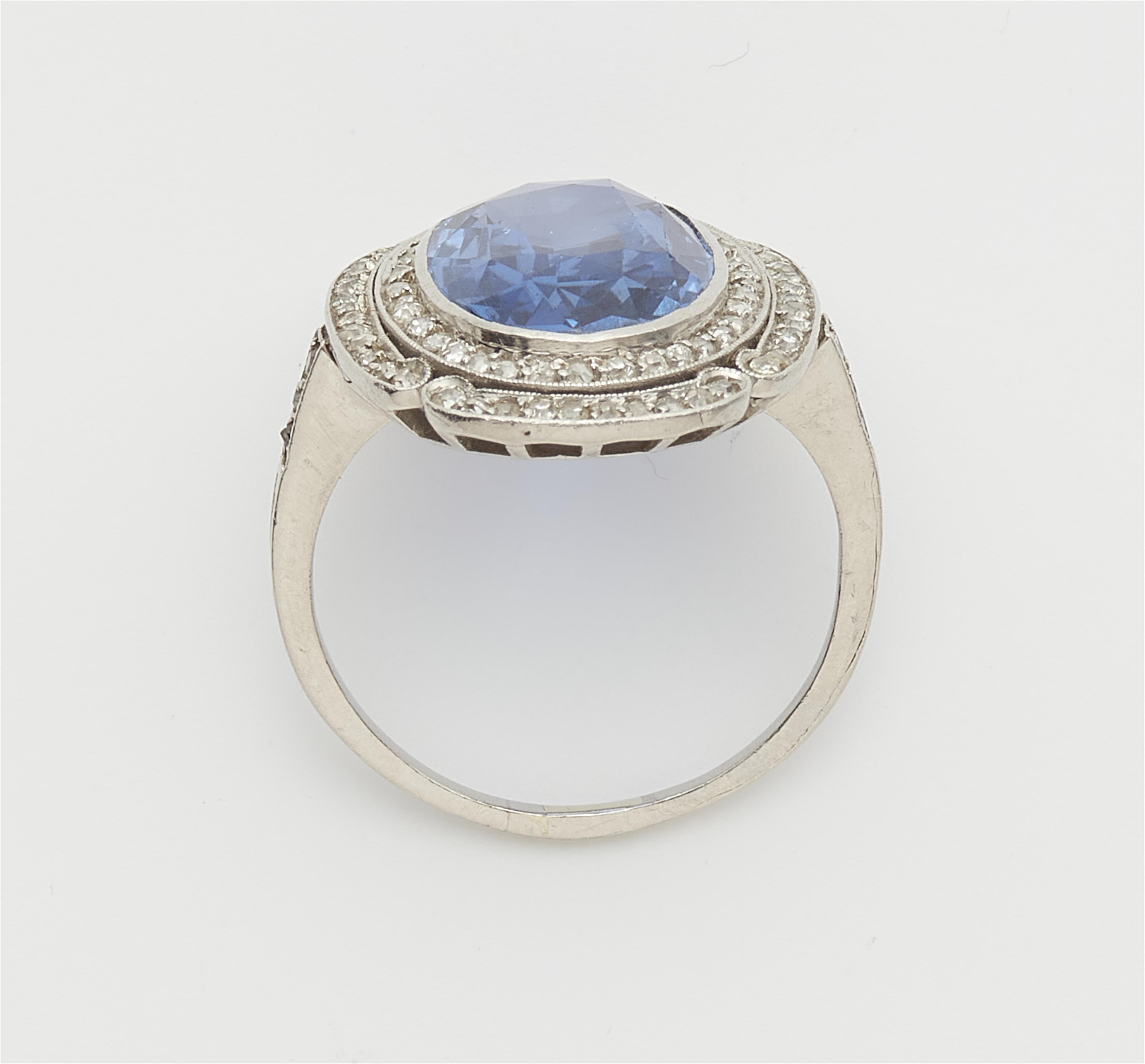 Belle Epoque-Ring mit Ceylon-Saphir - image-3