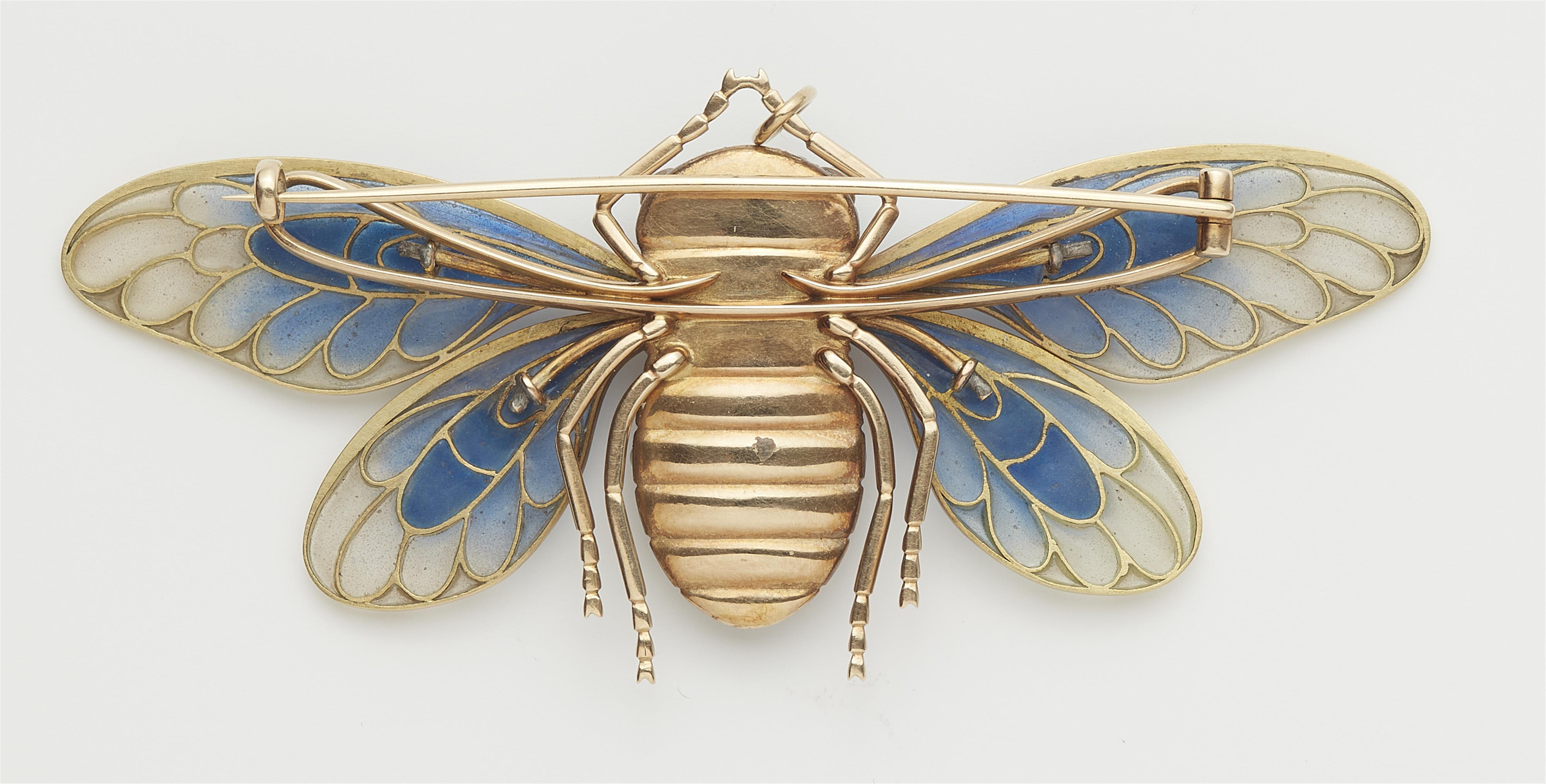 An Art Nouveau 14k gold enamel plique à jour cicada brooch. - image-2