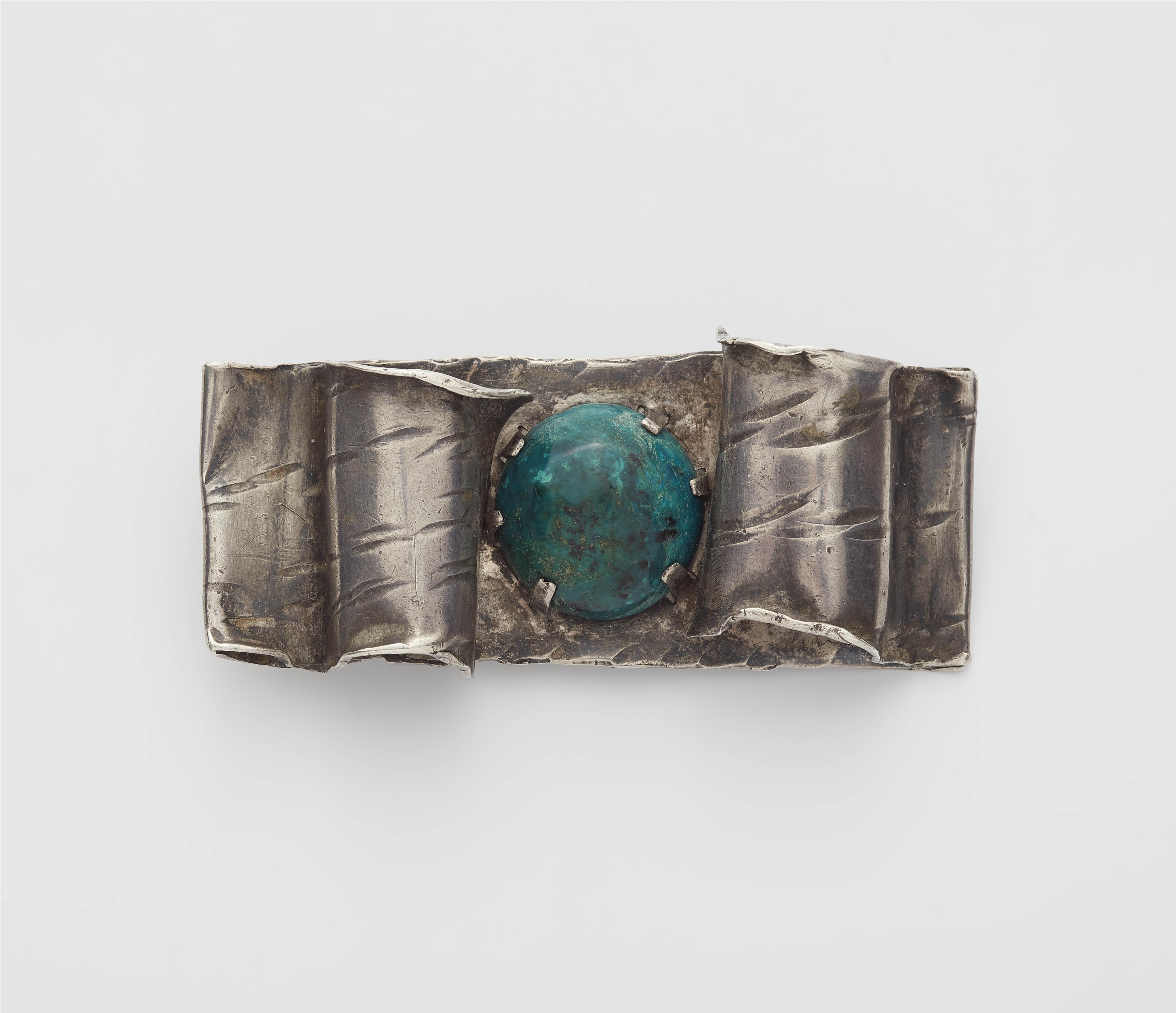 A silver azurite brooch - image-3