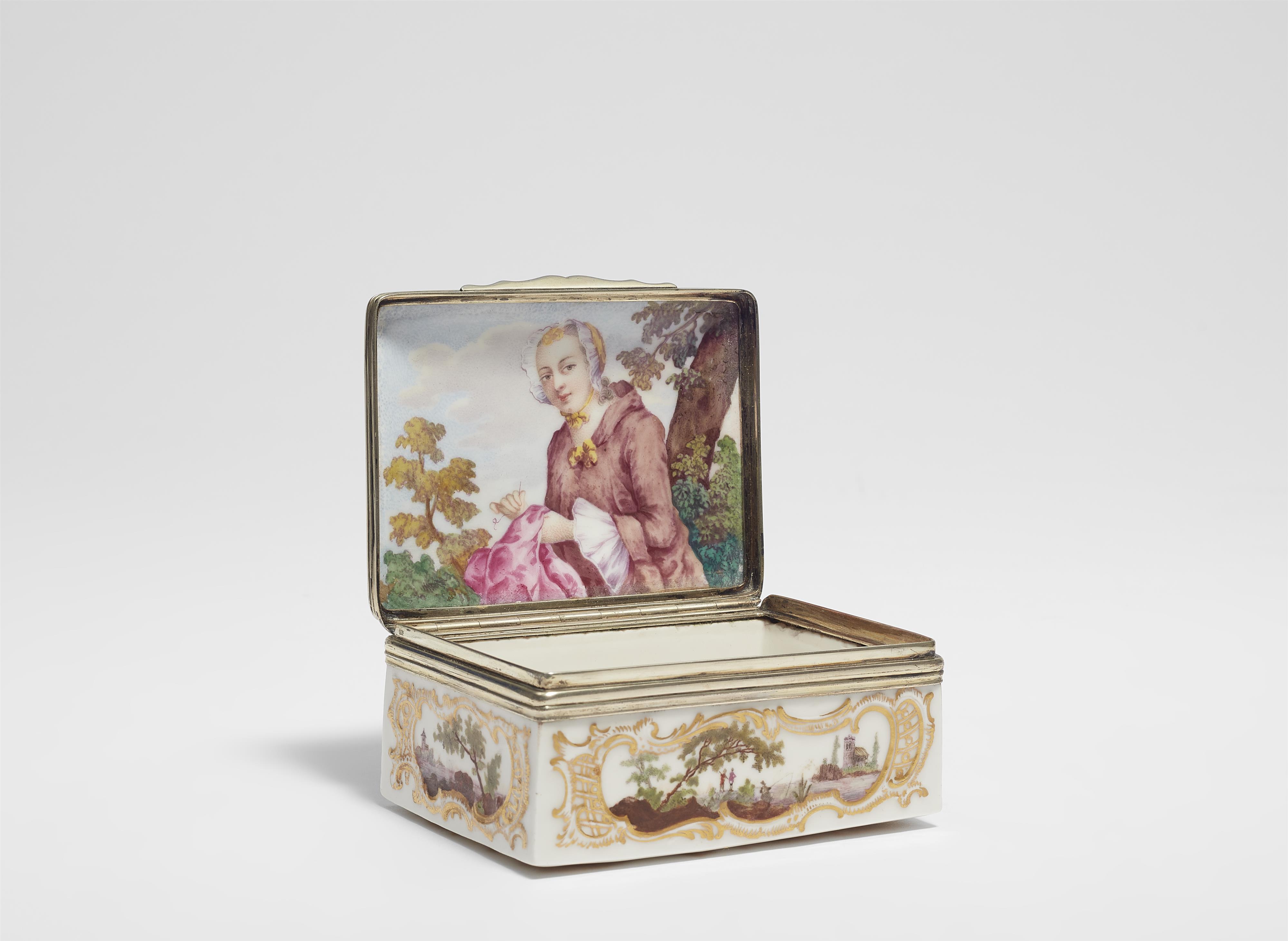 A porcelain snuff box with landscapes and a portrait of a lady - image-3