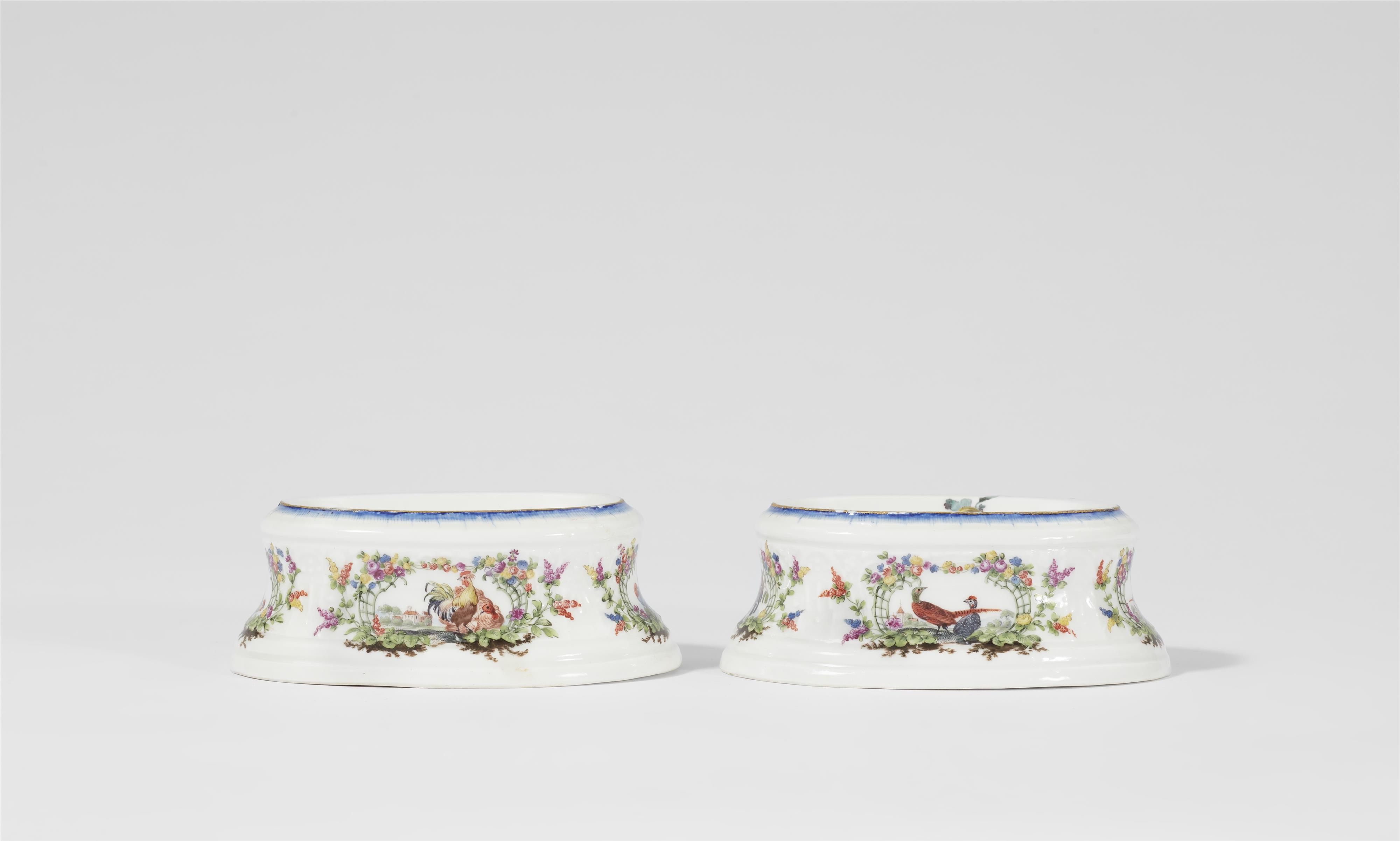 A pair of Meissen porcelain salts from a service for Count Finck von Finckenstein - image-1