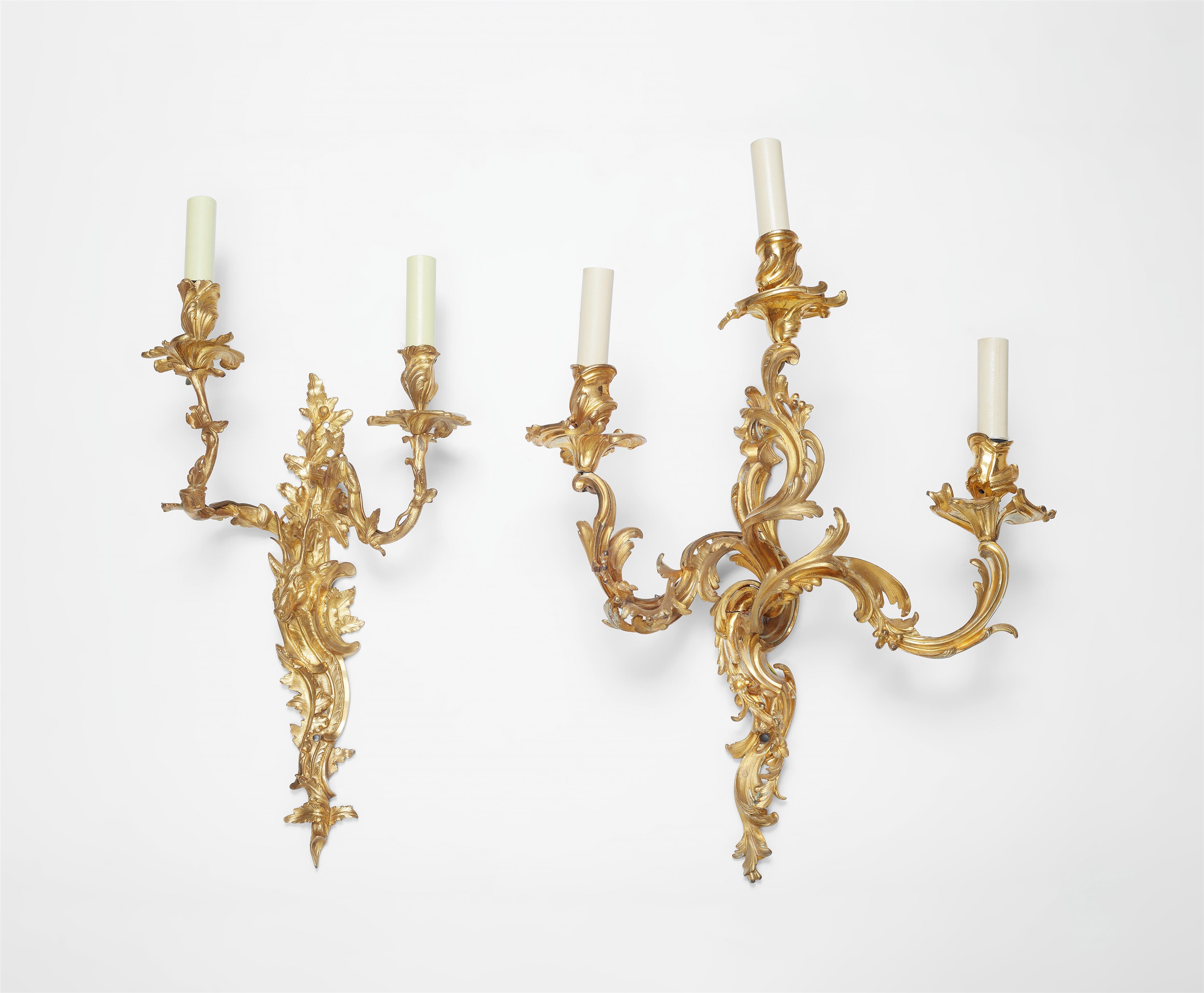 A pair of ormolu appliques with hunting trophies - image-2