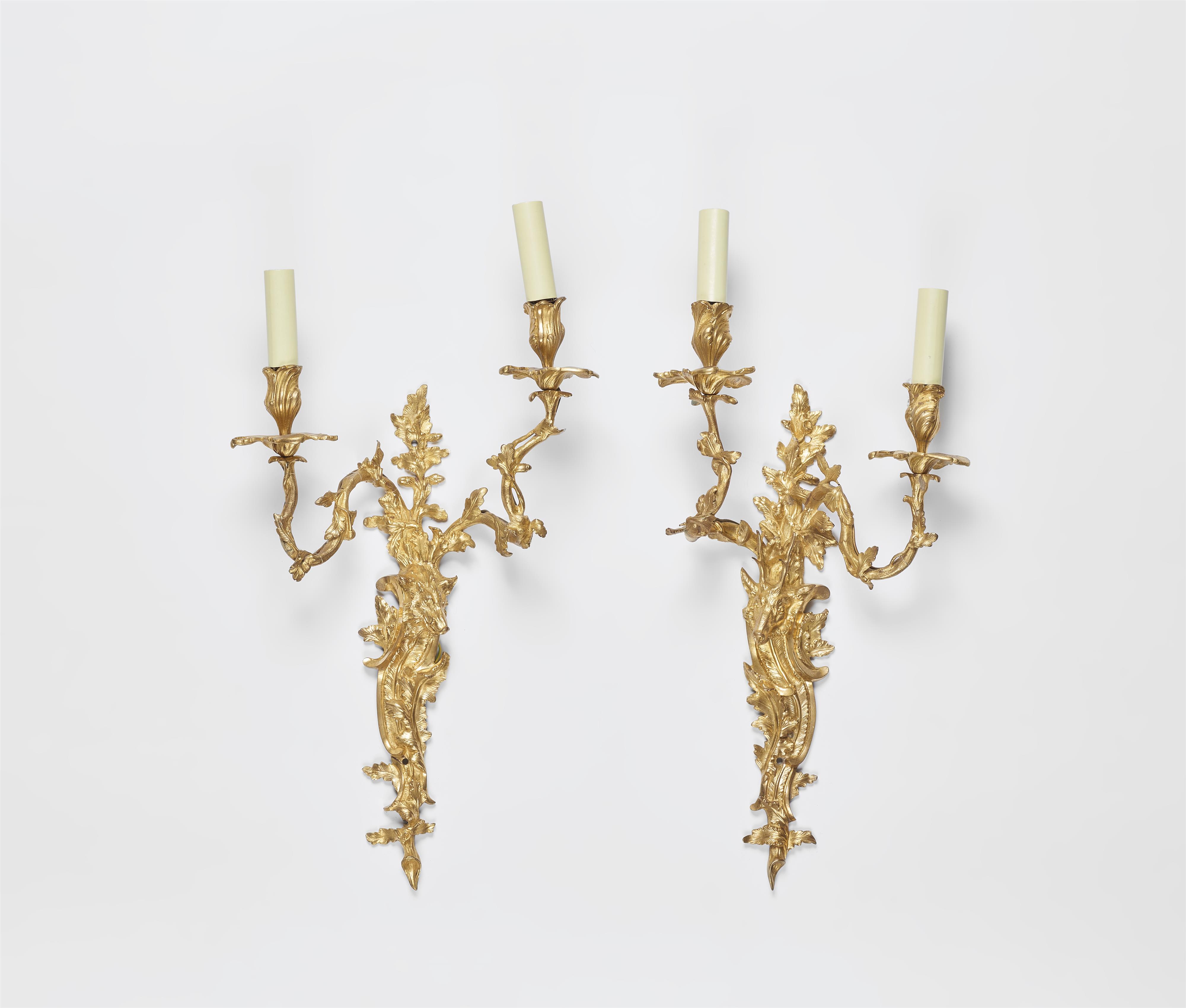 A pair of ormolu appliques with hunting trophies - image-1