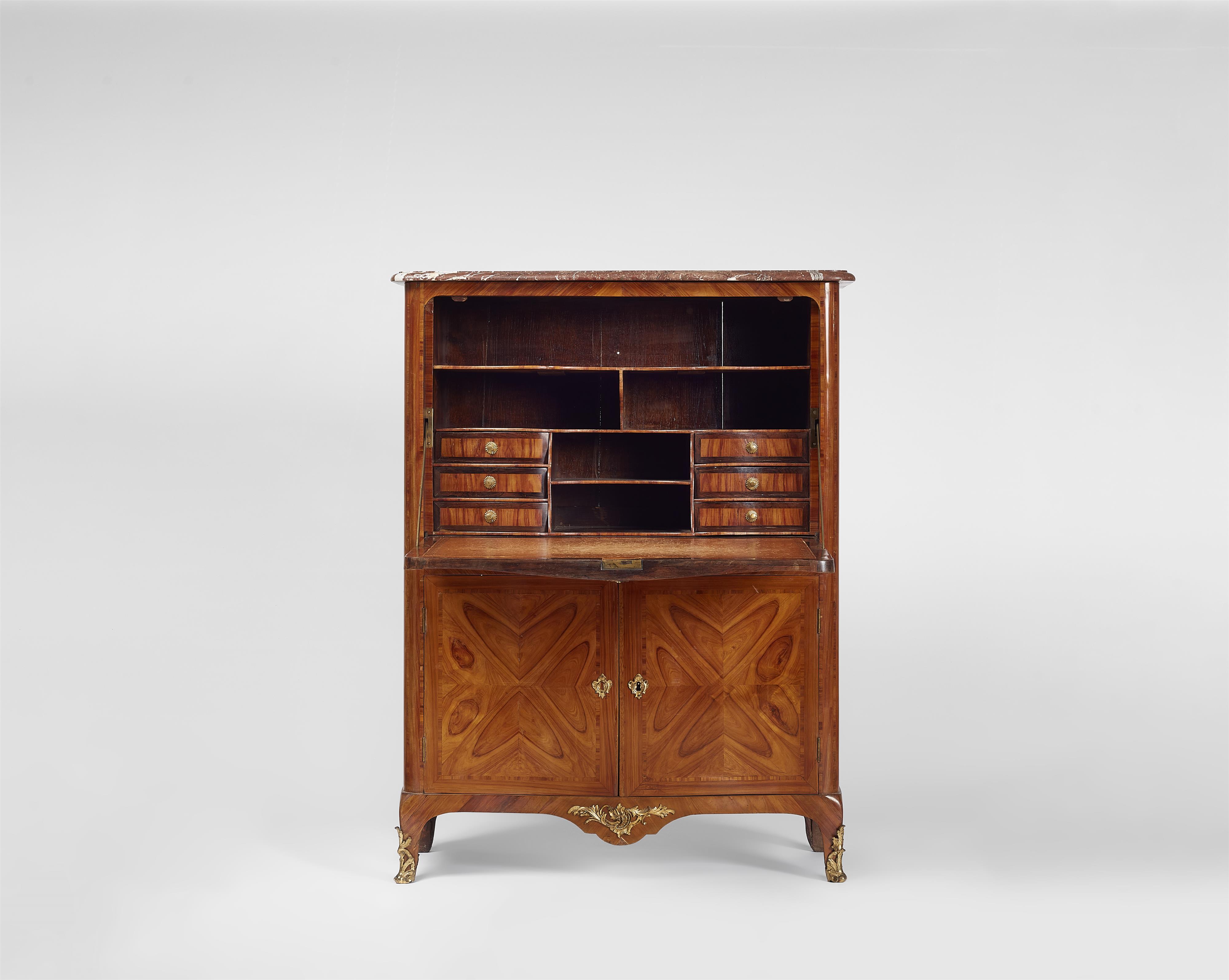 A Louis XV writing cabinet - image-2