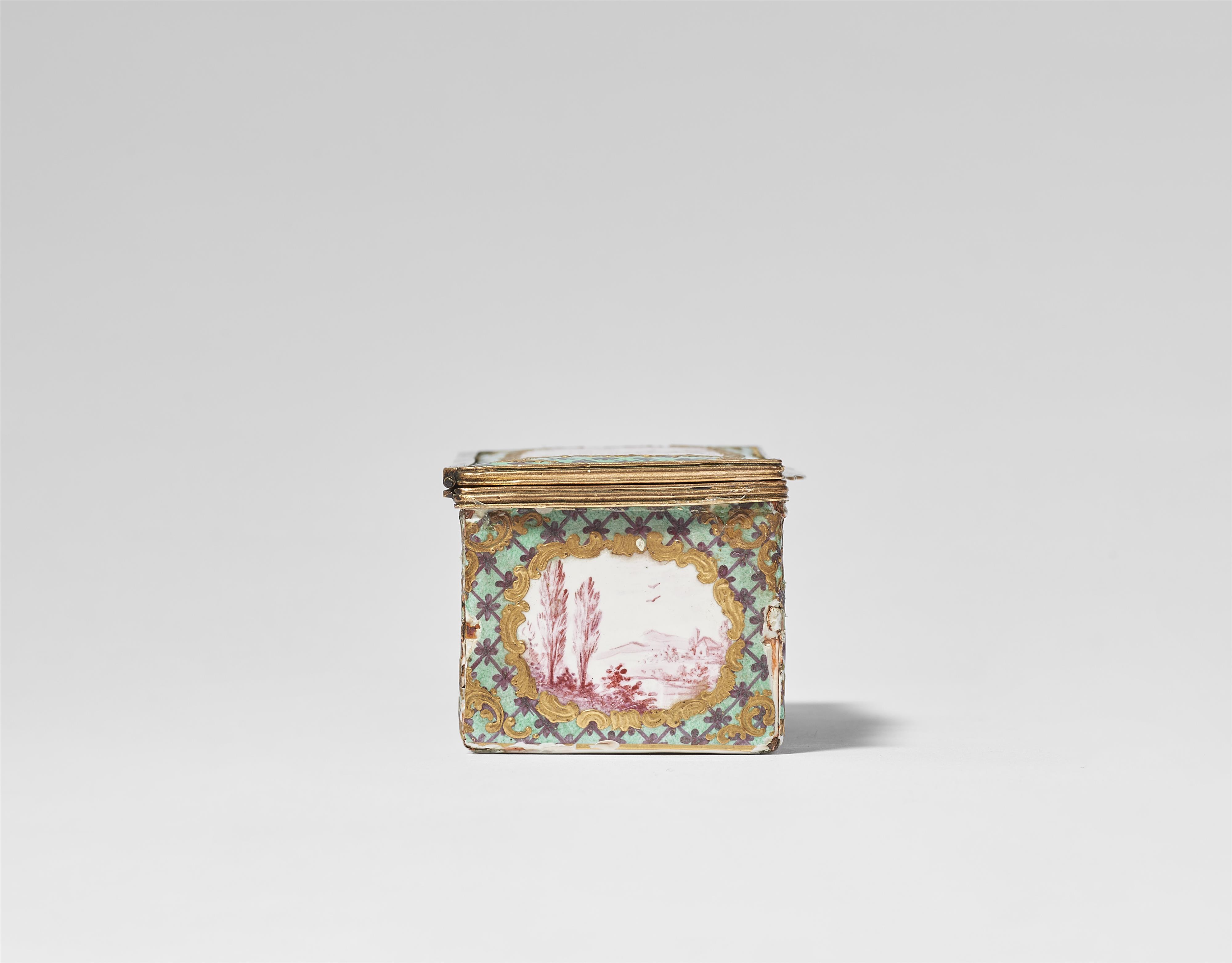 An English enamel snuff box - image-7