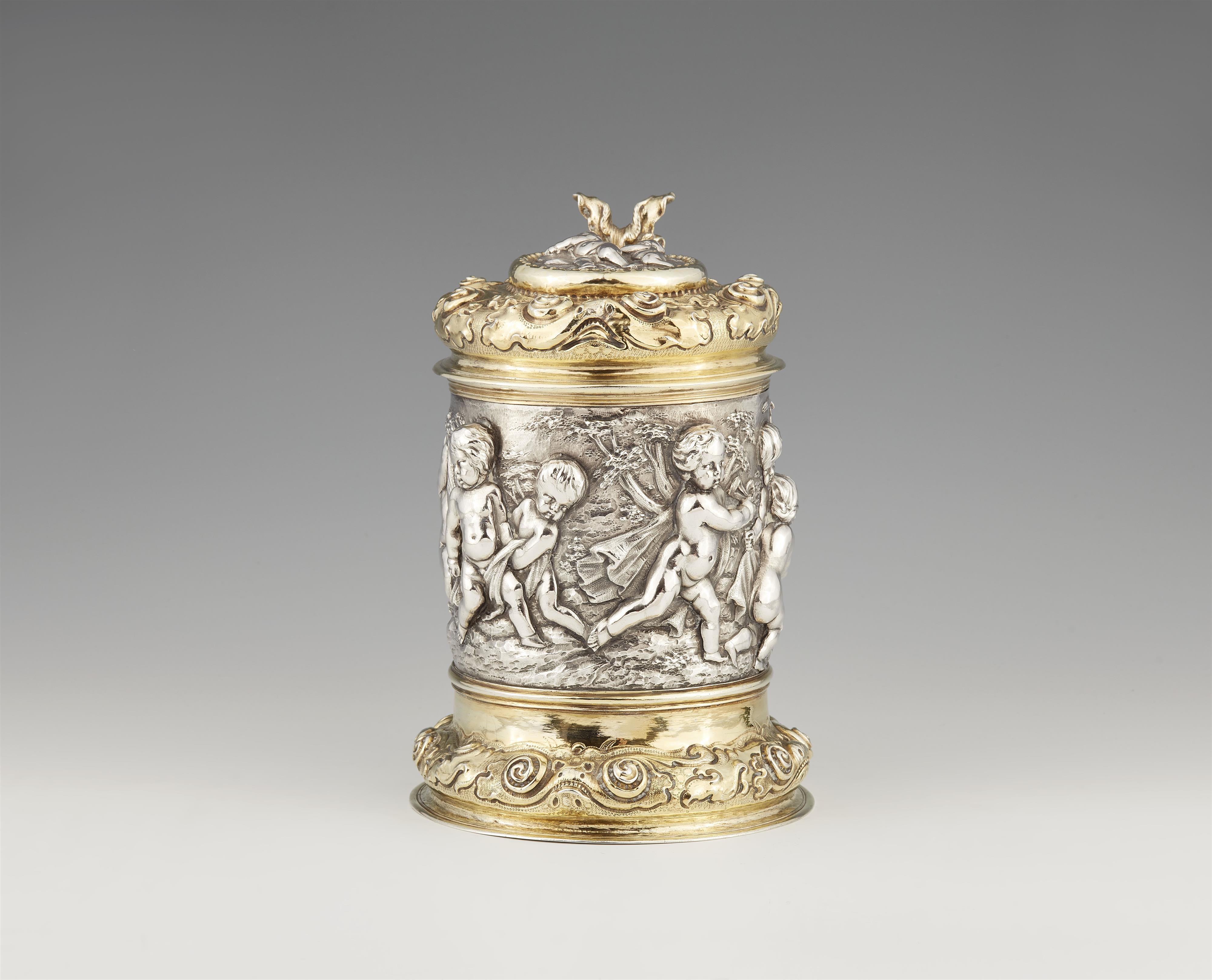 A large parcel gilt Hamburg silver tankard - image-2