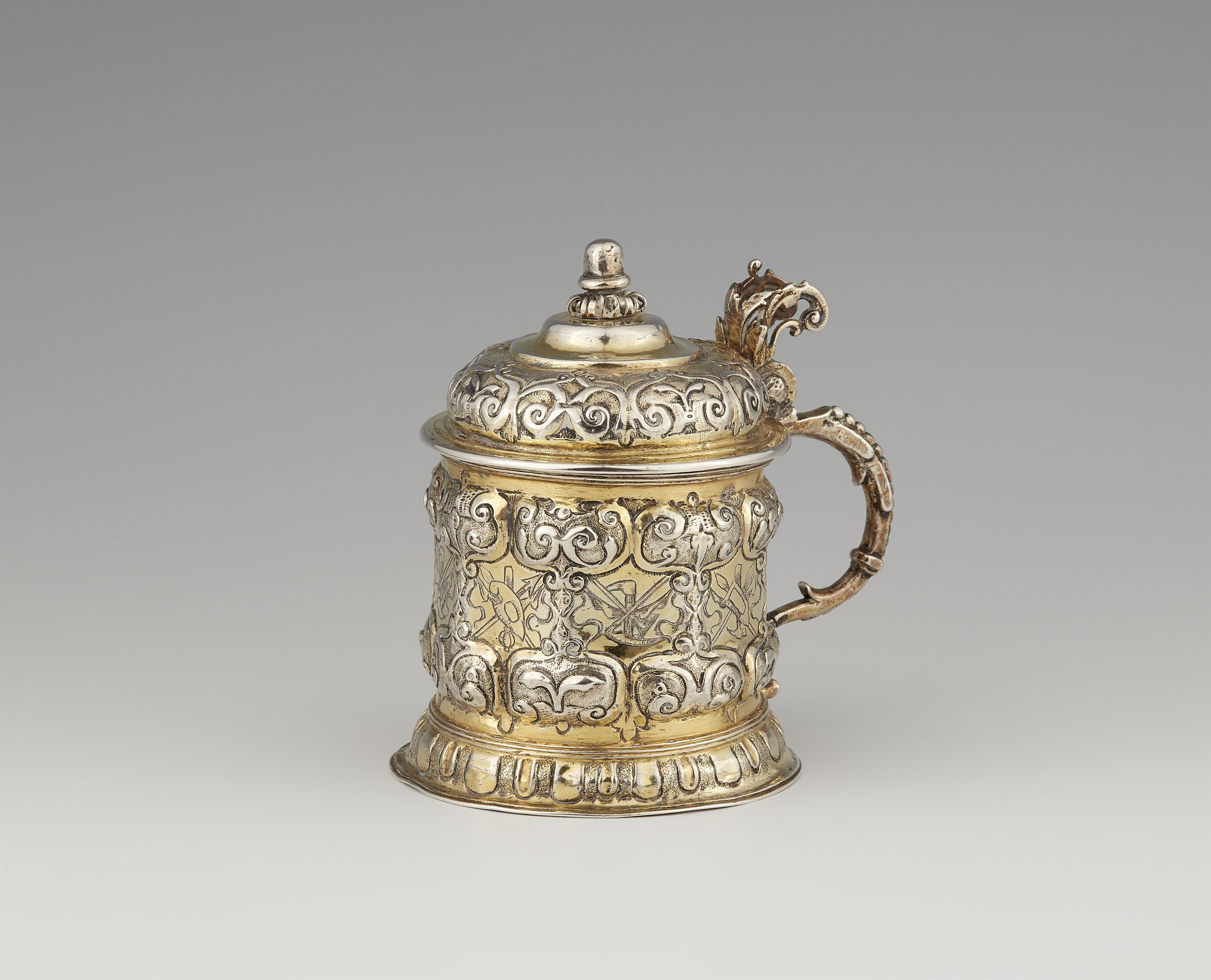 A small Nuremberg silver gilt tankard - image-1