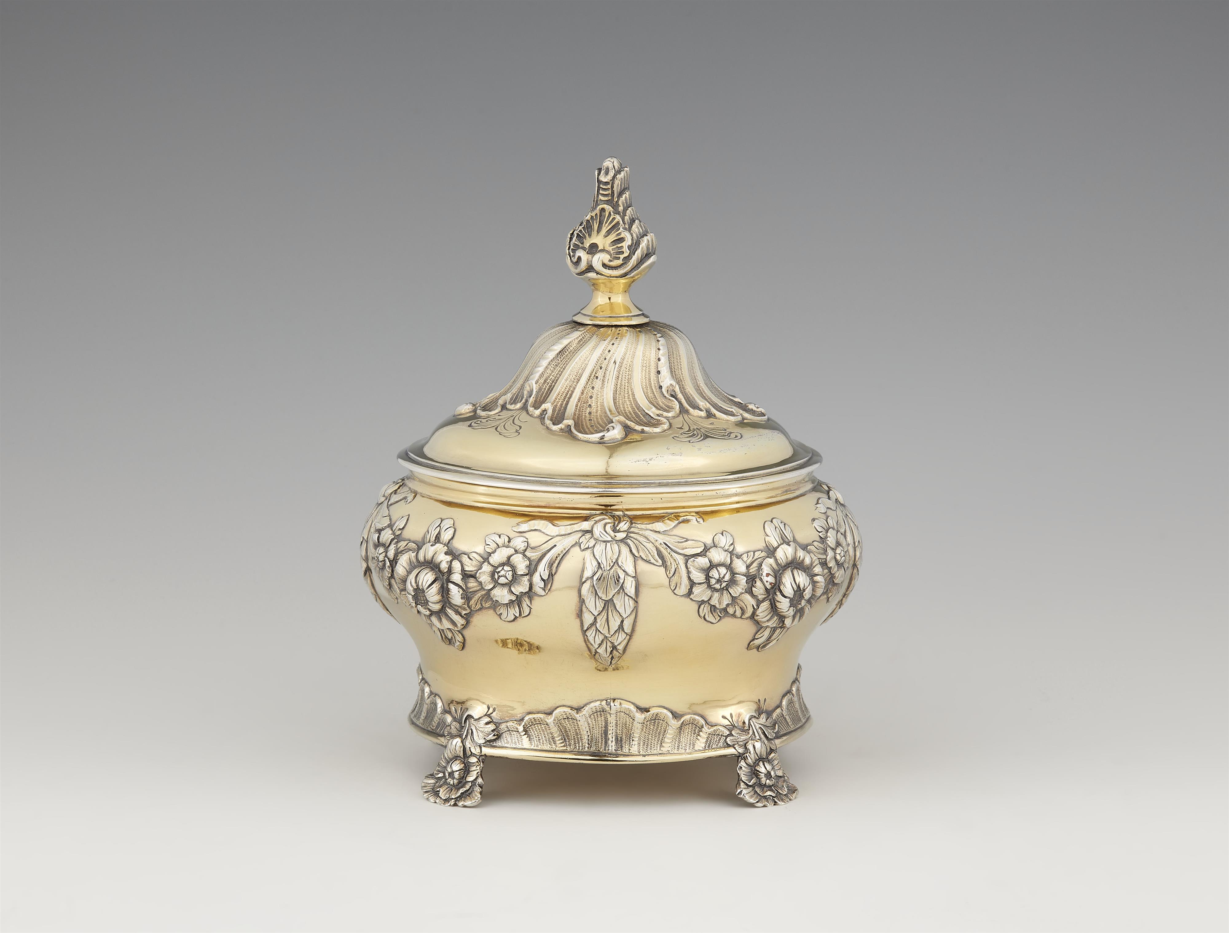 A museum quality Amsterdam parcel gilt silver tobacco pot - image-1