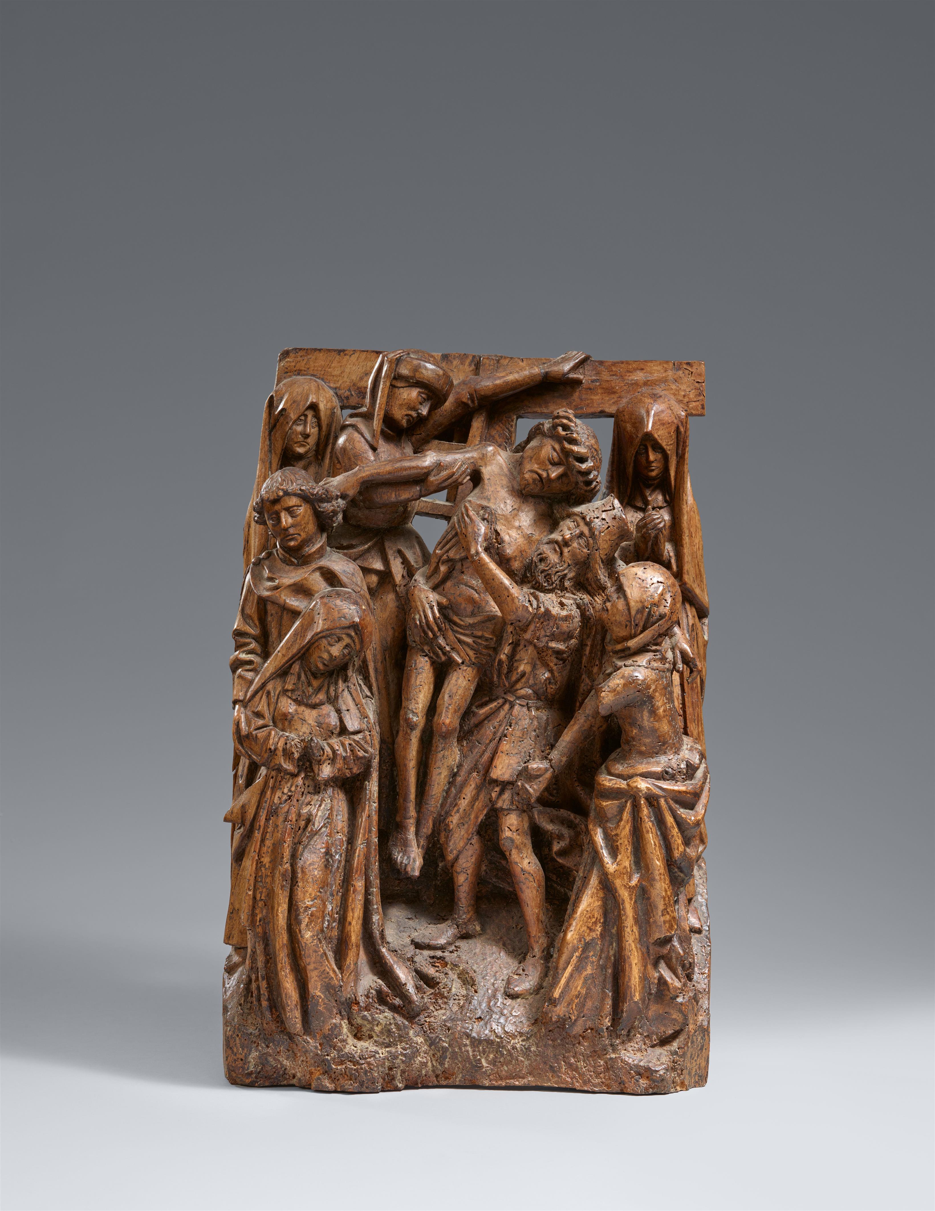 Brussels late 15th century - A late 15th century Brussels carved wood relief of the Deposition from the Cross - image-1