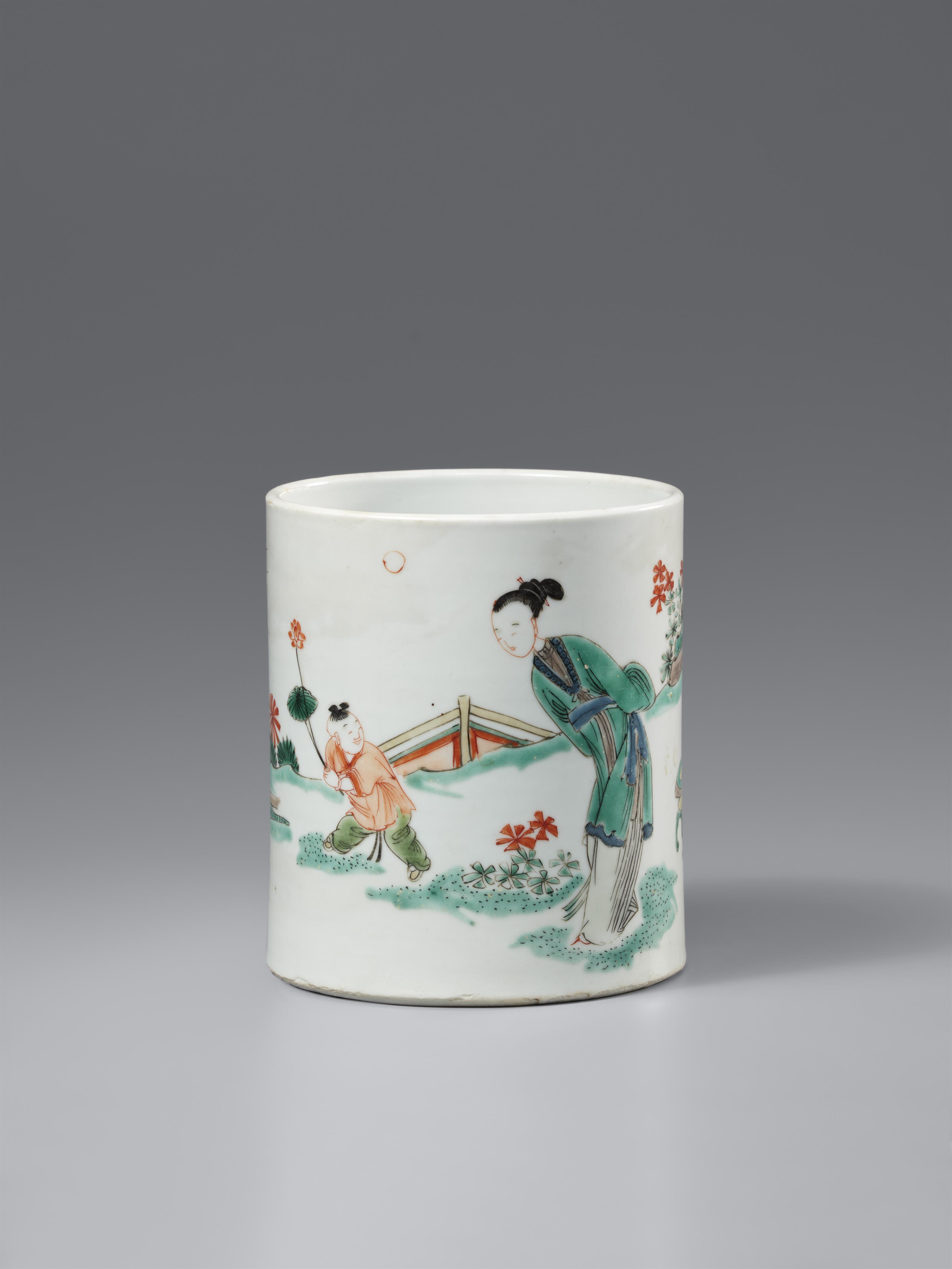 A famille verte brushpot (bitong). Qing dynasty (1644-1911) - image-1