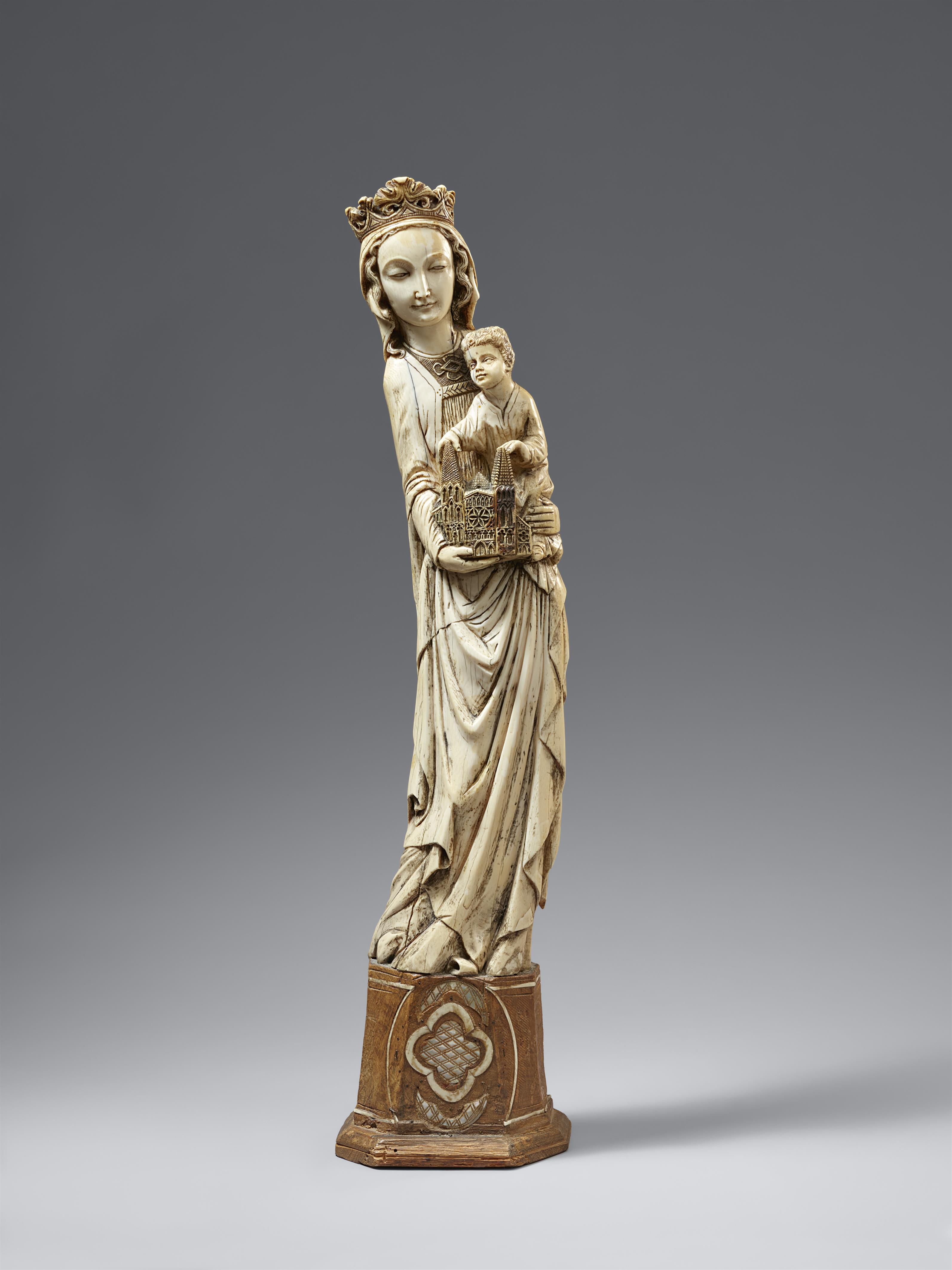 A possibly Indo-Portuguese Virgin Mary with the Christ Child. Around 1900 - image-1