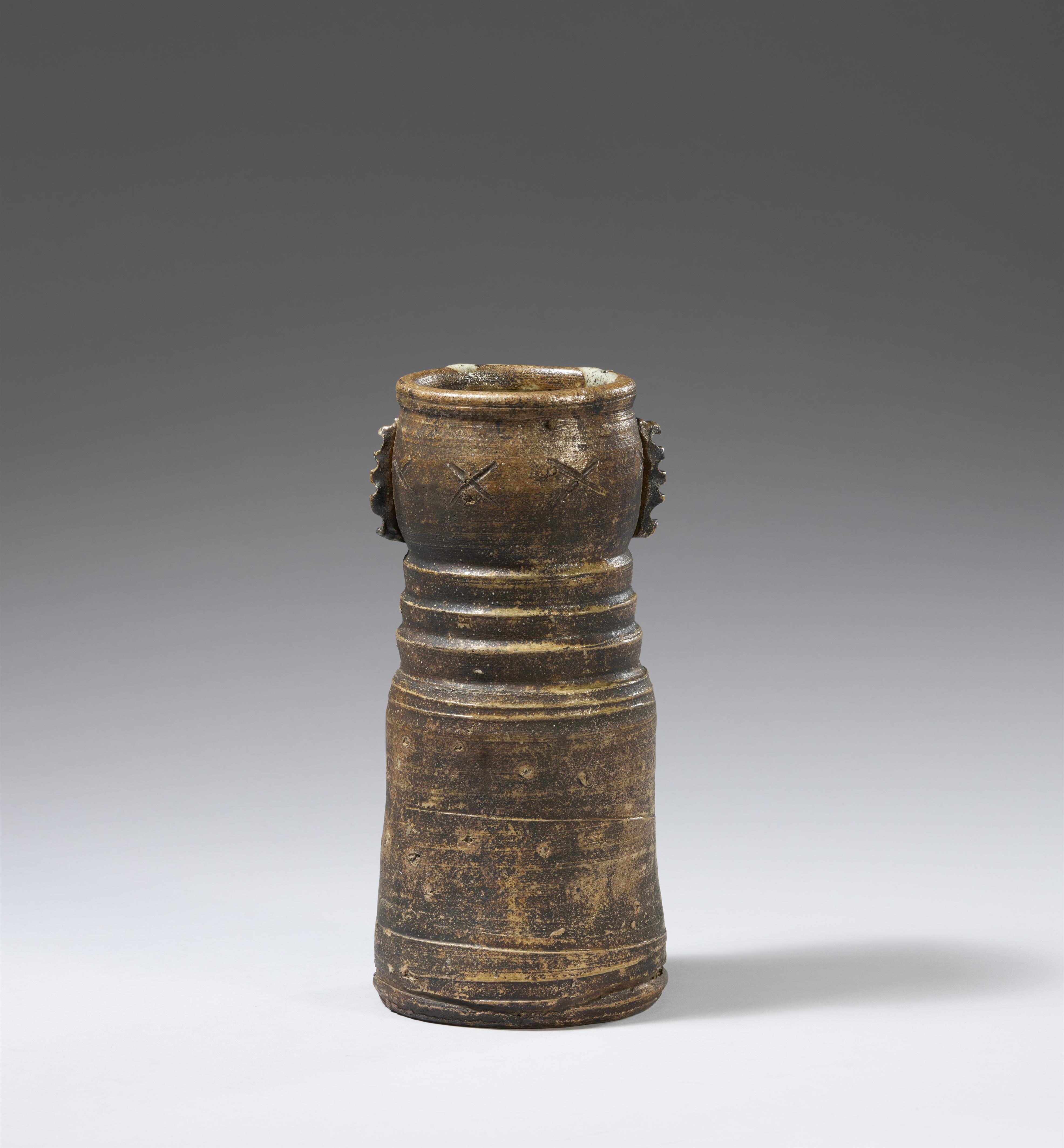 Große Vase (hanaire). Iga-Ware. Momoyama/frühe Edo-Zeit, 17. Jh. - image-2