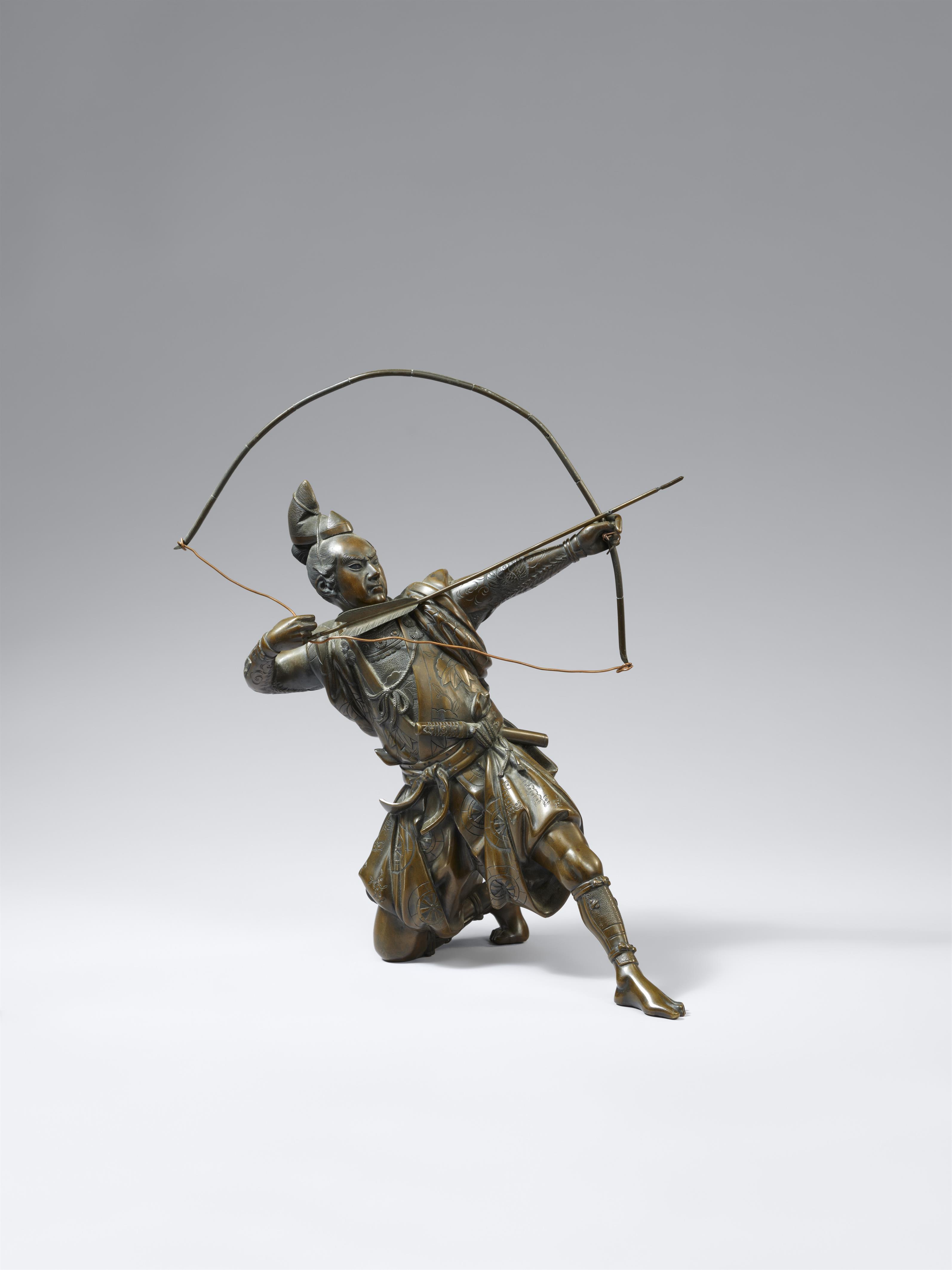 A copper alloy figure of an archer by Yoshimitsu. Around 1900 - image-1