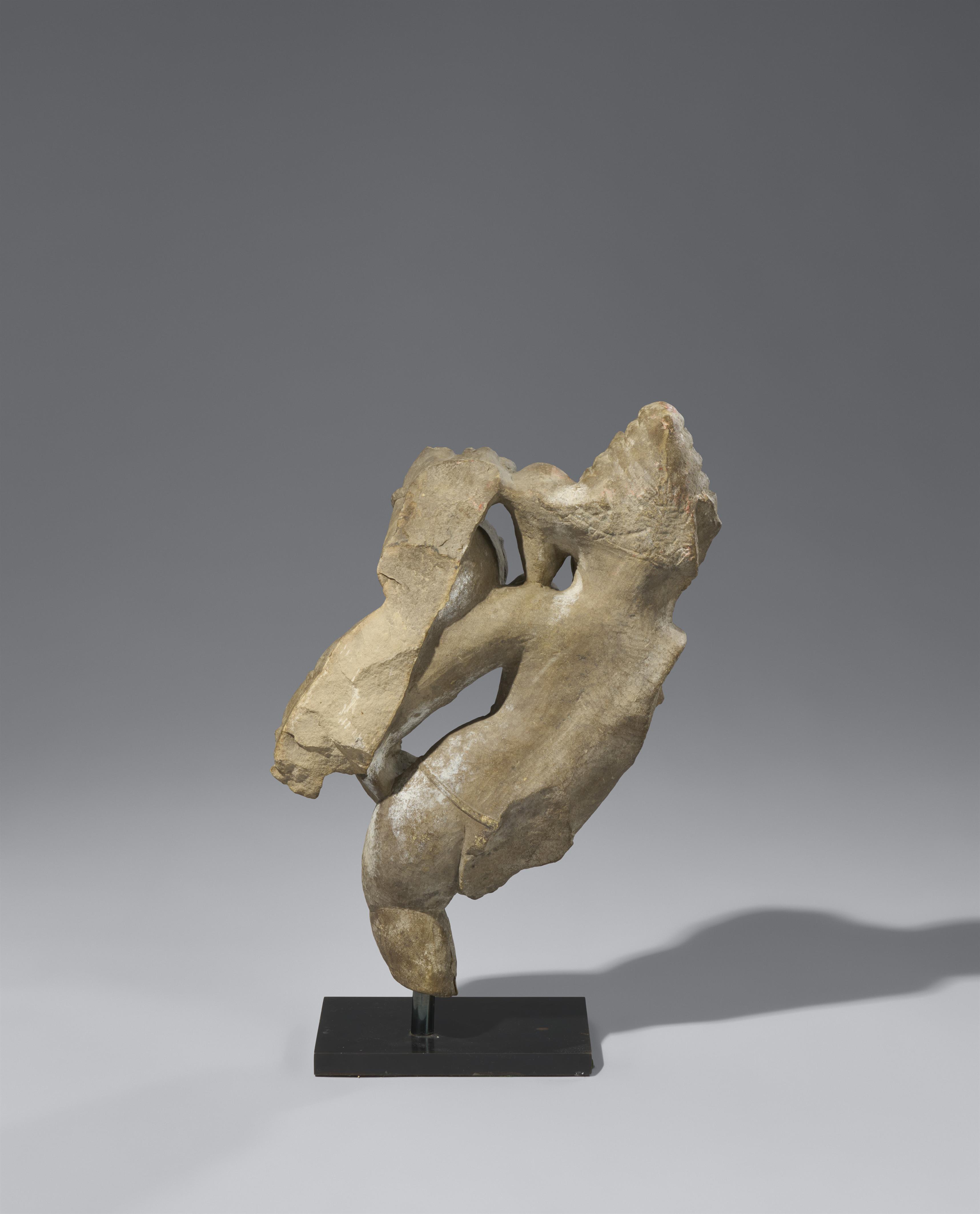 Figurenfragment eines tanzenden Ganesha. Stein. Zentralindien. 10./11. Jh. - image-2