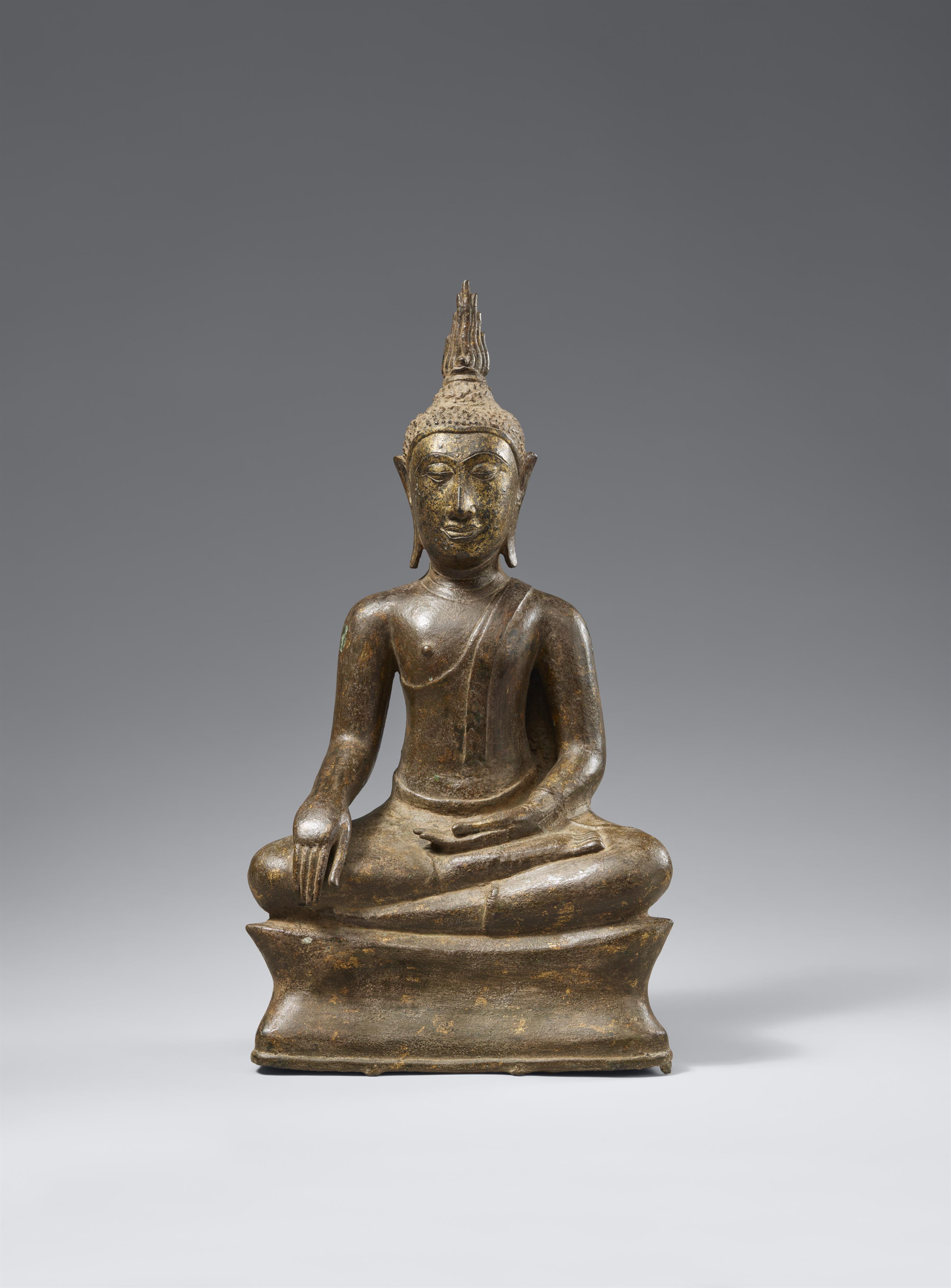 A bronze figure of Buddha Shakyamuni. Thailand, U-Thong style, C group. 14th century - image-1