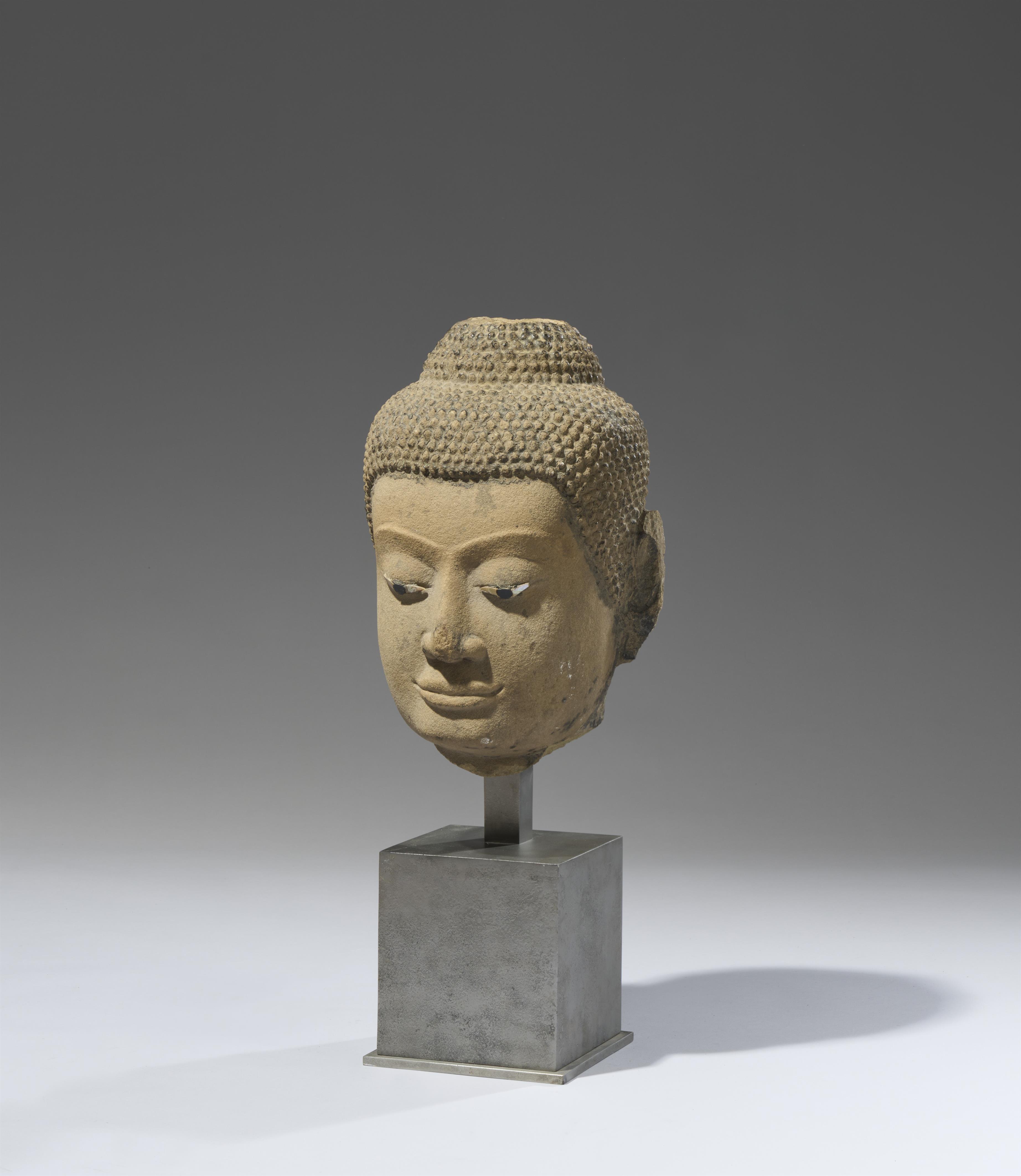 An Ayutthaya sandstone head of a Buddha. Thailand. 15th century - image-2