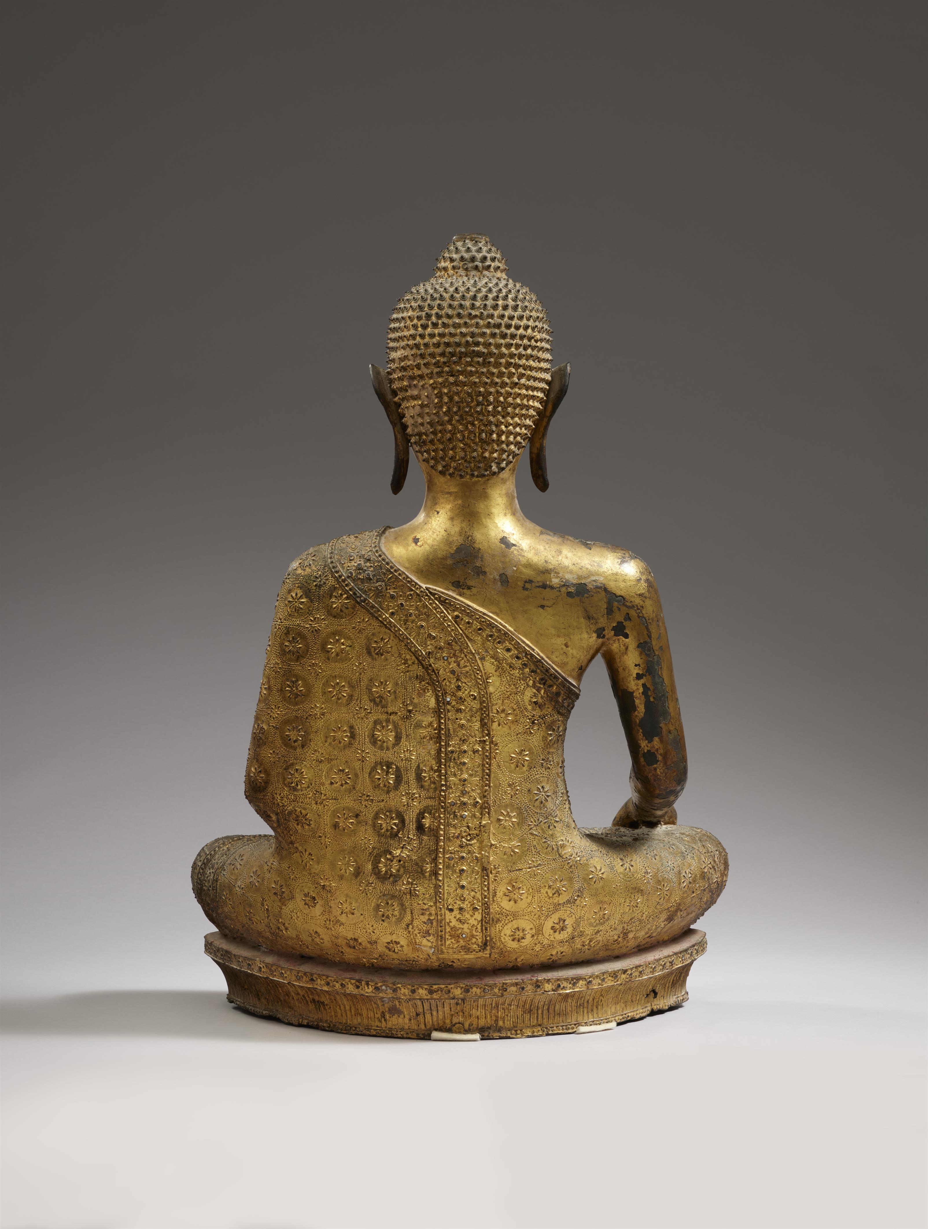 A Ratanakosin gilded and lacquered bronze figure of Buddha Shakyamuni. Thailand. 19th century - image-2