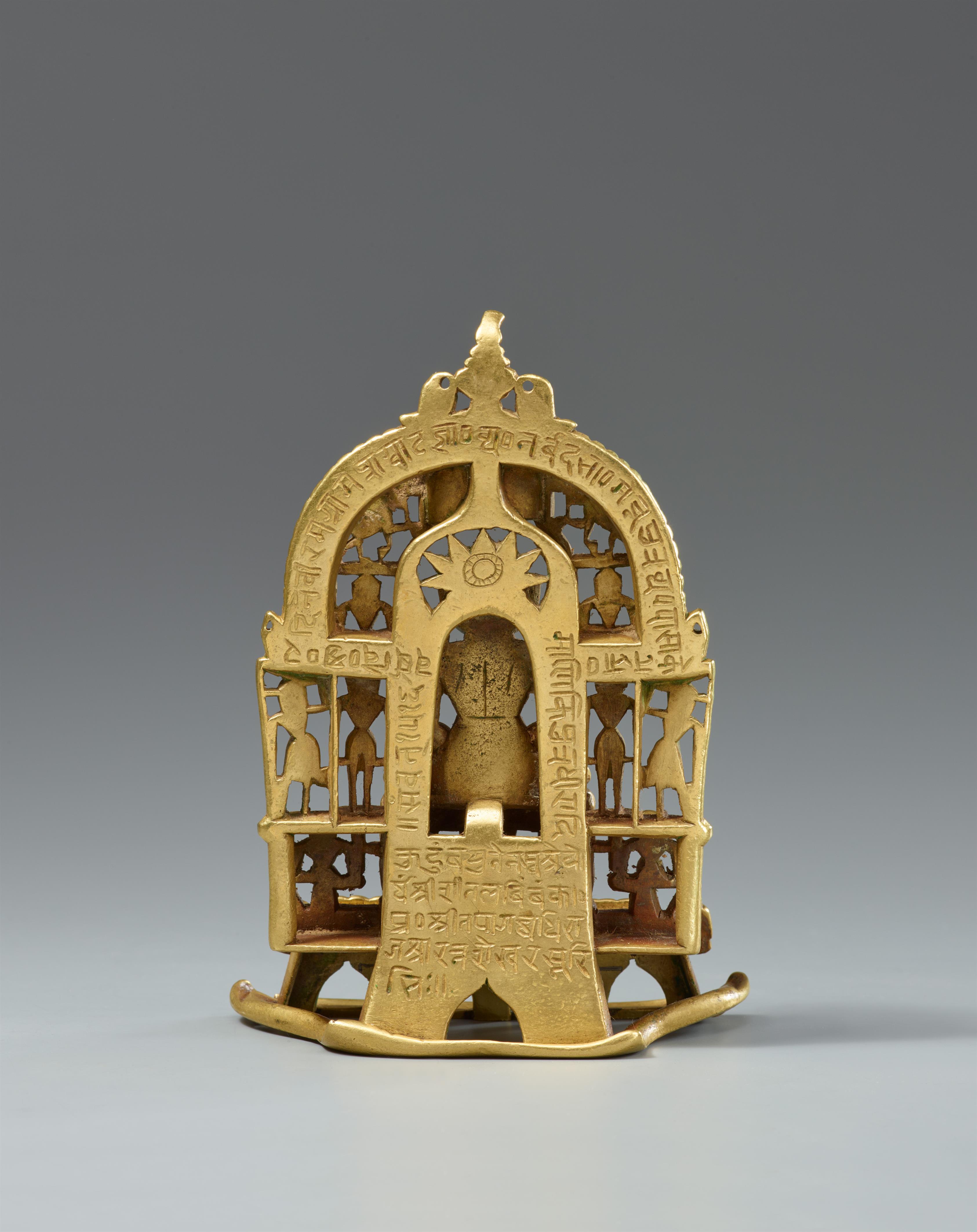 A brass Jain altar. India, Gujerat/Rajasthan. 15th century - image-2