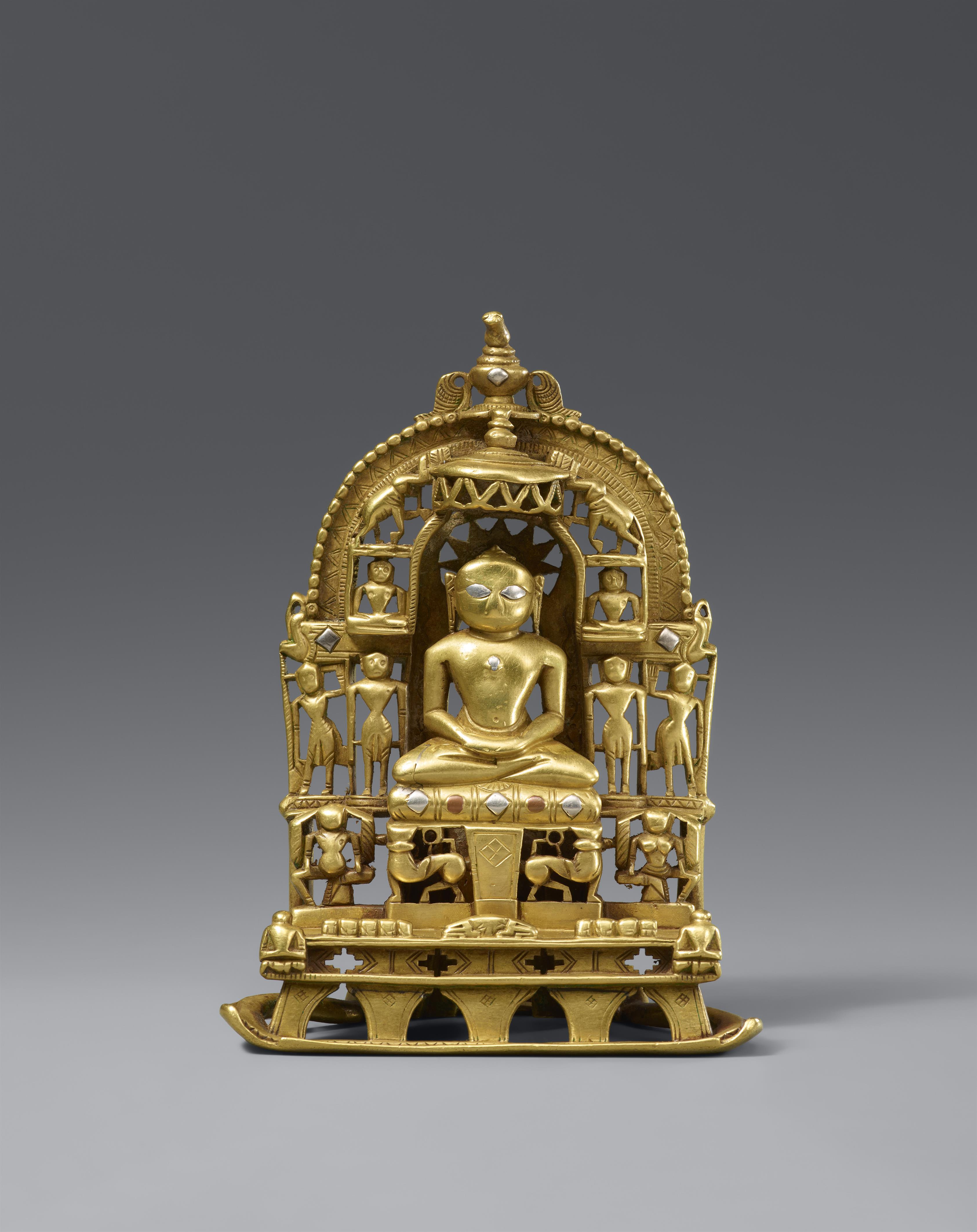 Jain Altar. Gelbguss mit Einlagen aus Silber und Kupfer. Indien, Gujarat/Rajasthan. 15. Jh. - image-1