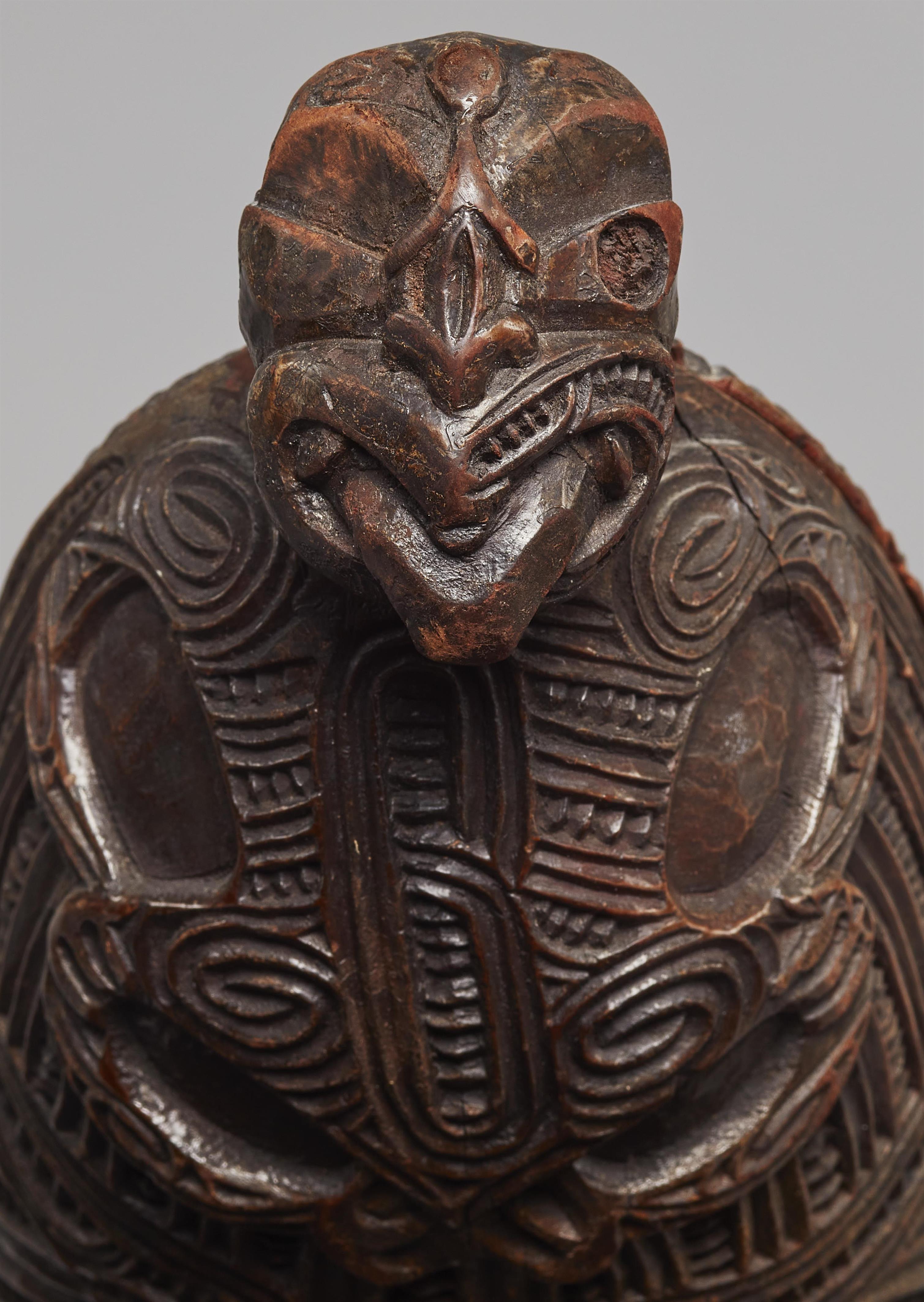 MAORI TREASURE BOX AND COVER 
wakahuia - image-2