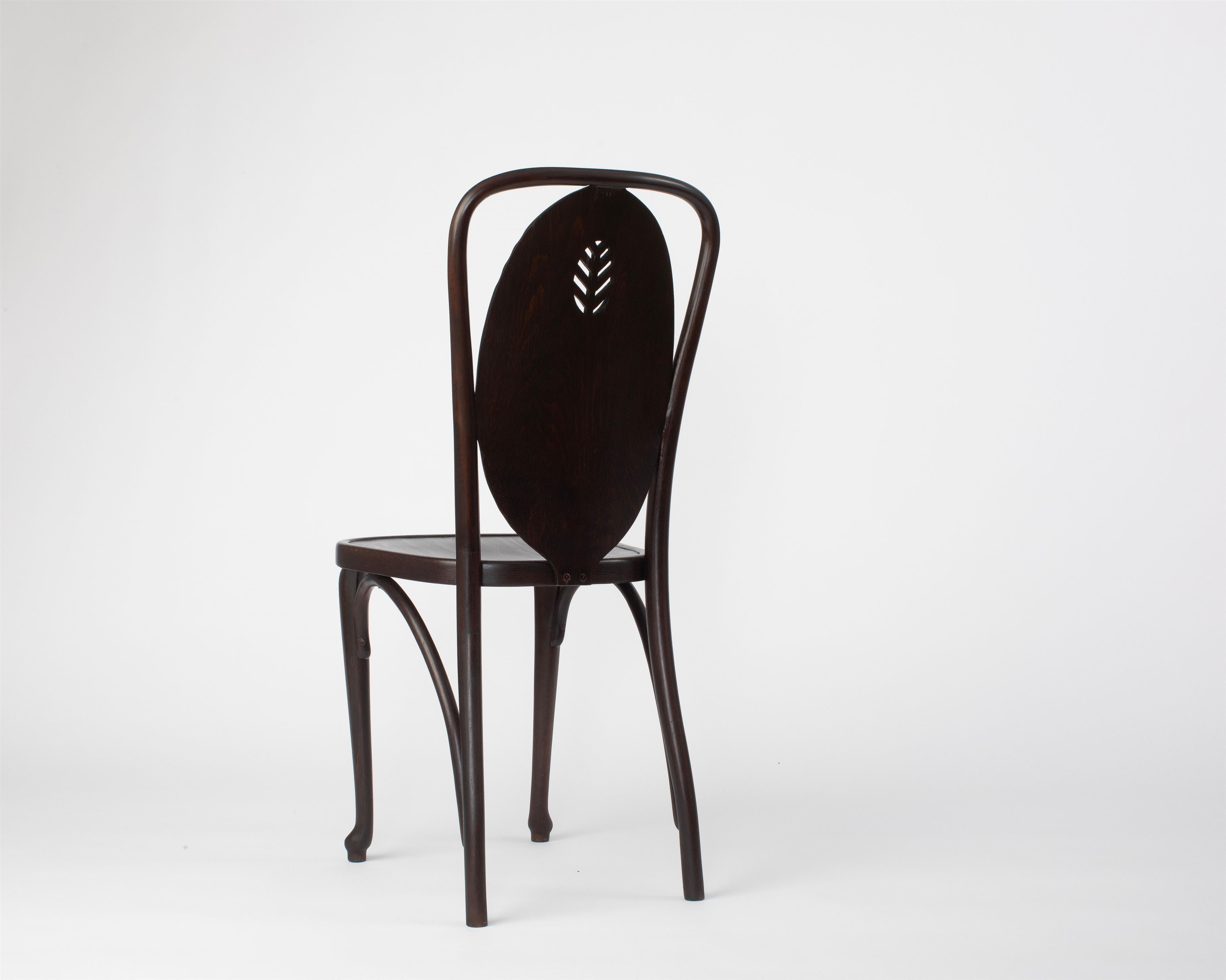 A Thonet bentwood chair by Miklós Menyhért (1878 - 1935) - image-5