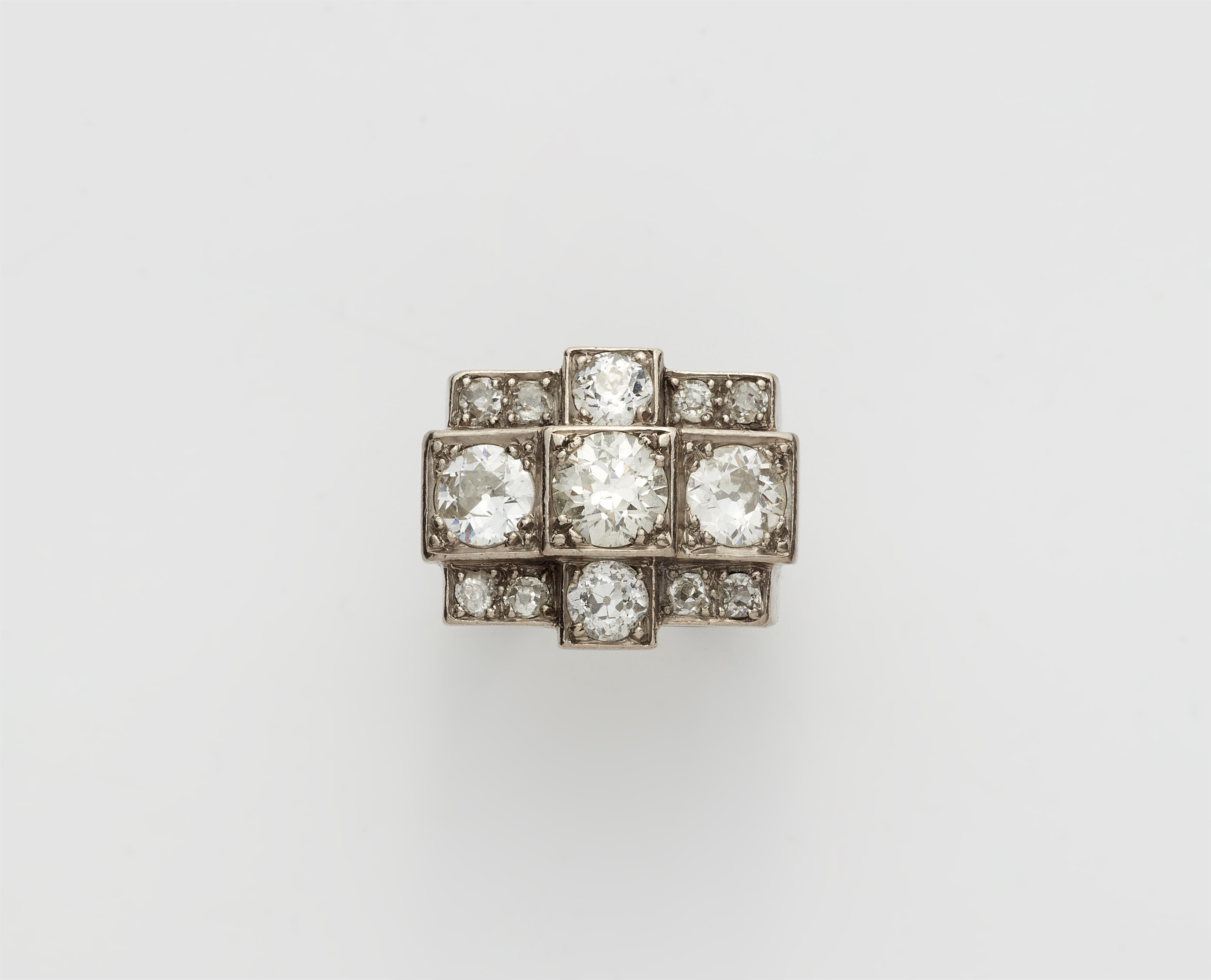 Chevalier-Ring mit Diamanten - image-1