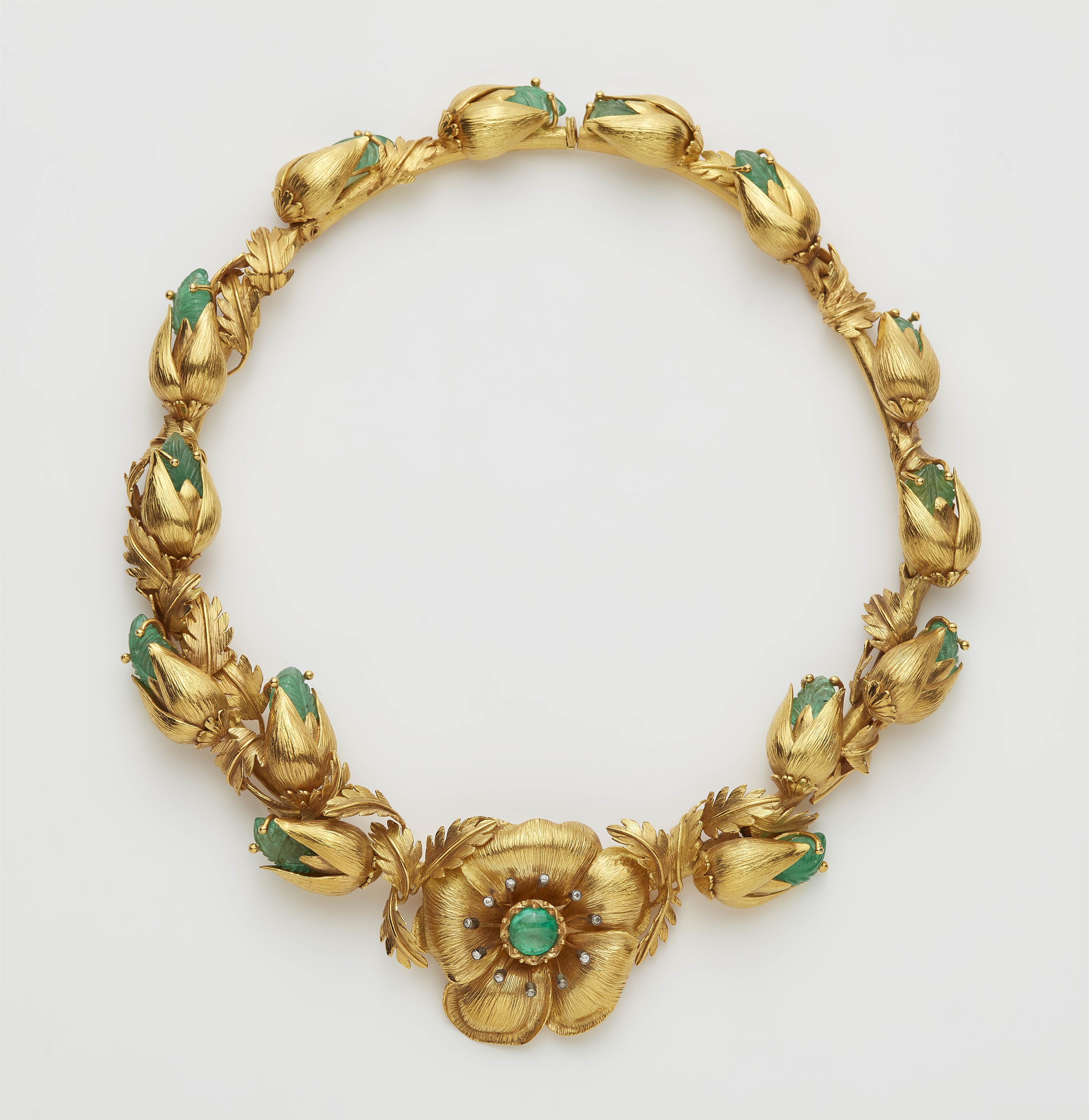 A possibly Greek one of a kind 20k gold and carved emerald necklace designed as a naturalistic wreath of dog roses. - image-1