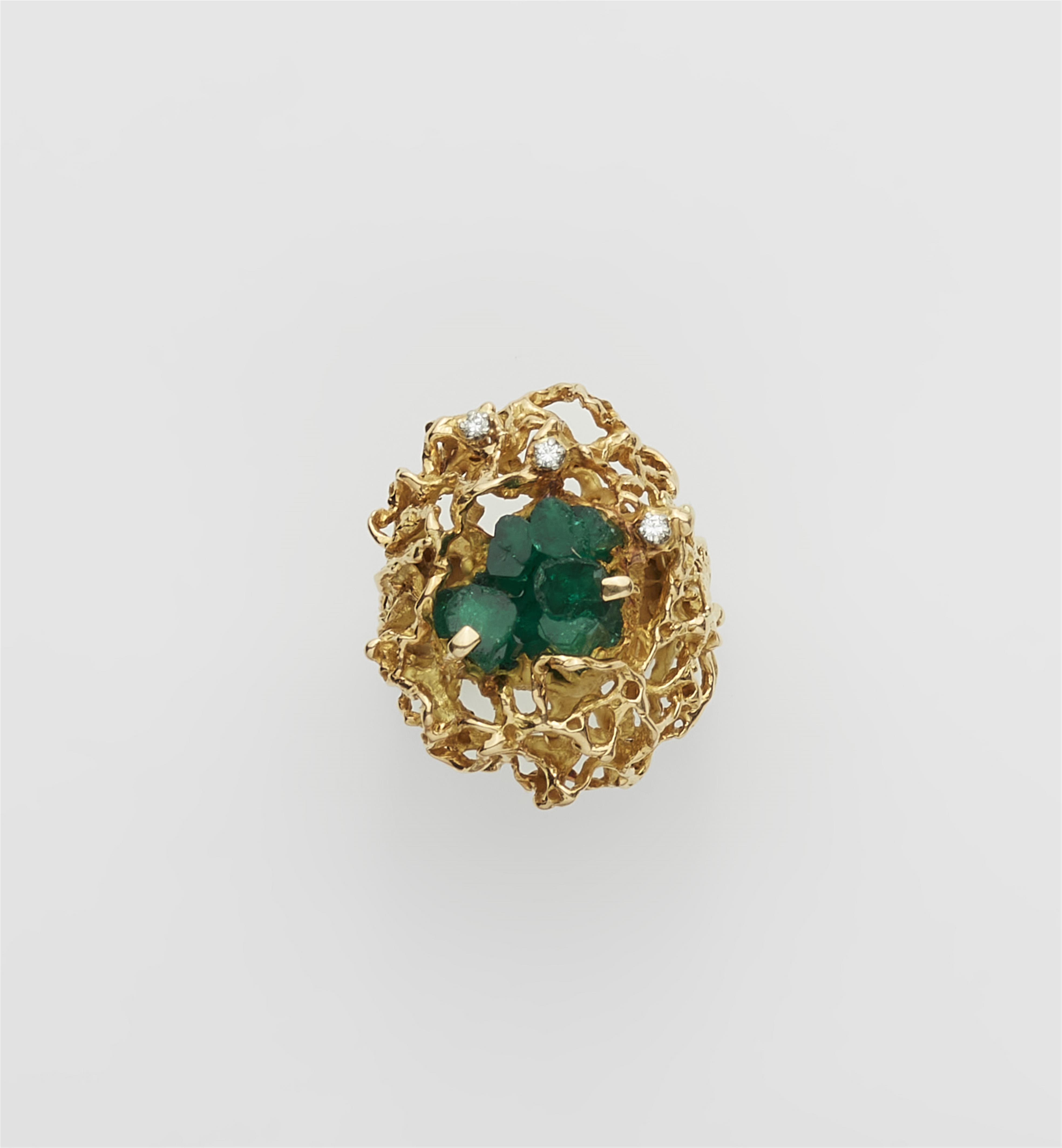 An American 18k textured gold and diamond cocktail ring with synthetic Columbian "Chatham" emerald crystals. - image-1