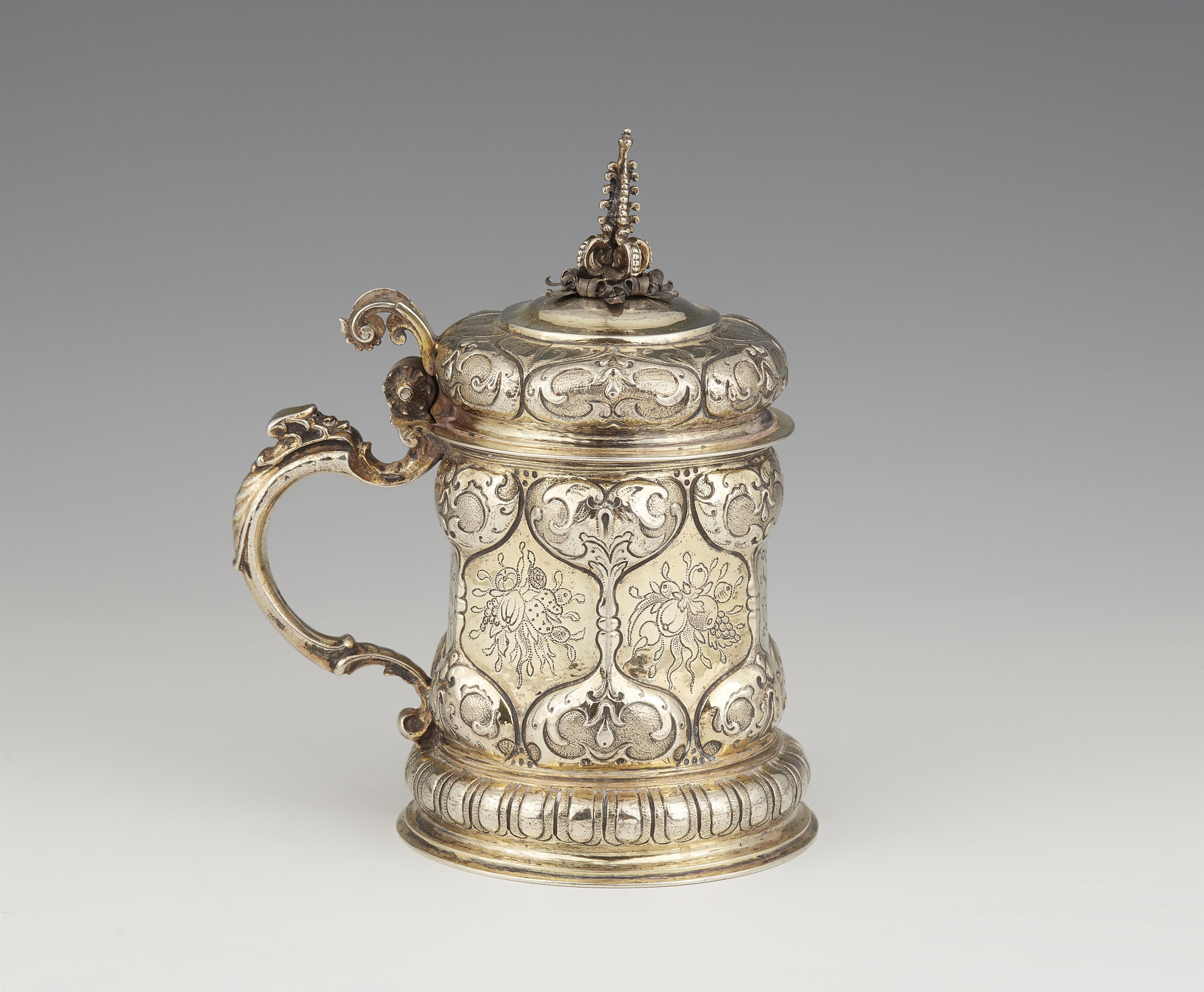 A silver gilt Nuremberg Baroque tankard - image-2