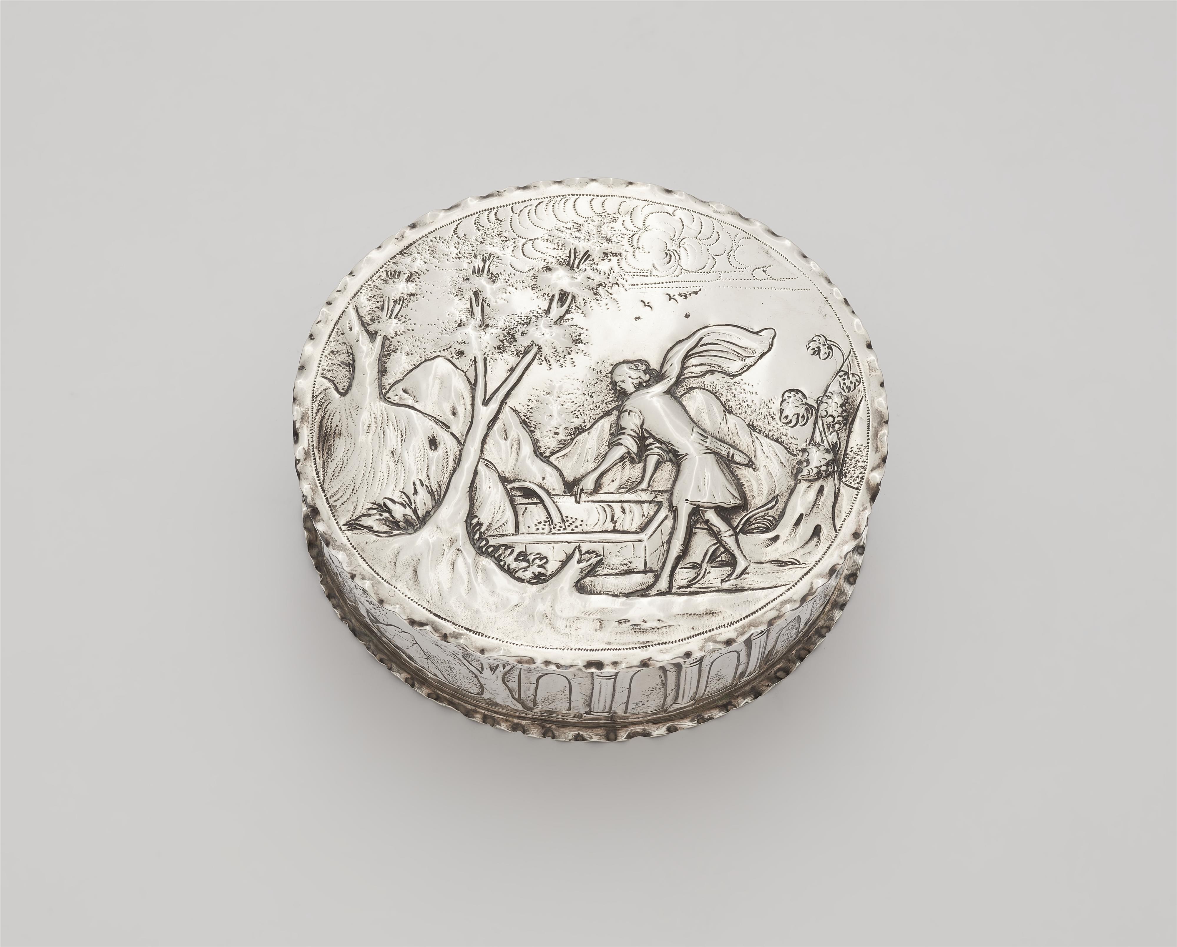 An Augsburg silver box - image-1