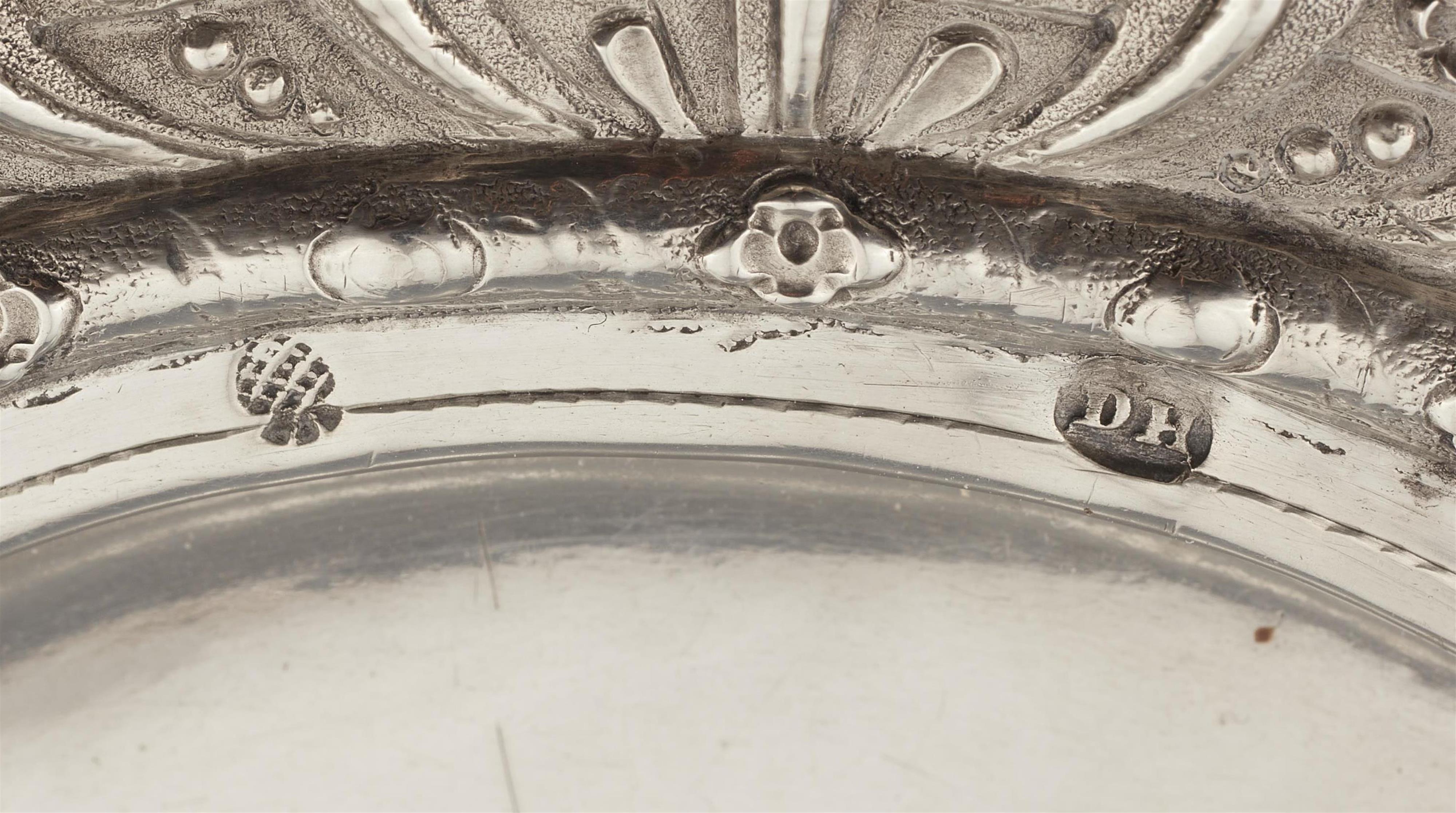 An Augsburg Baroque silver stembowl - image-2