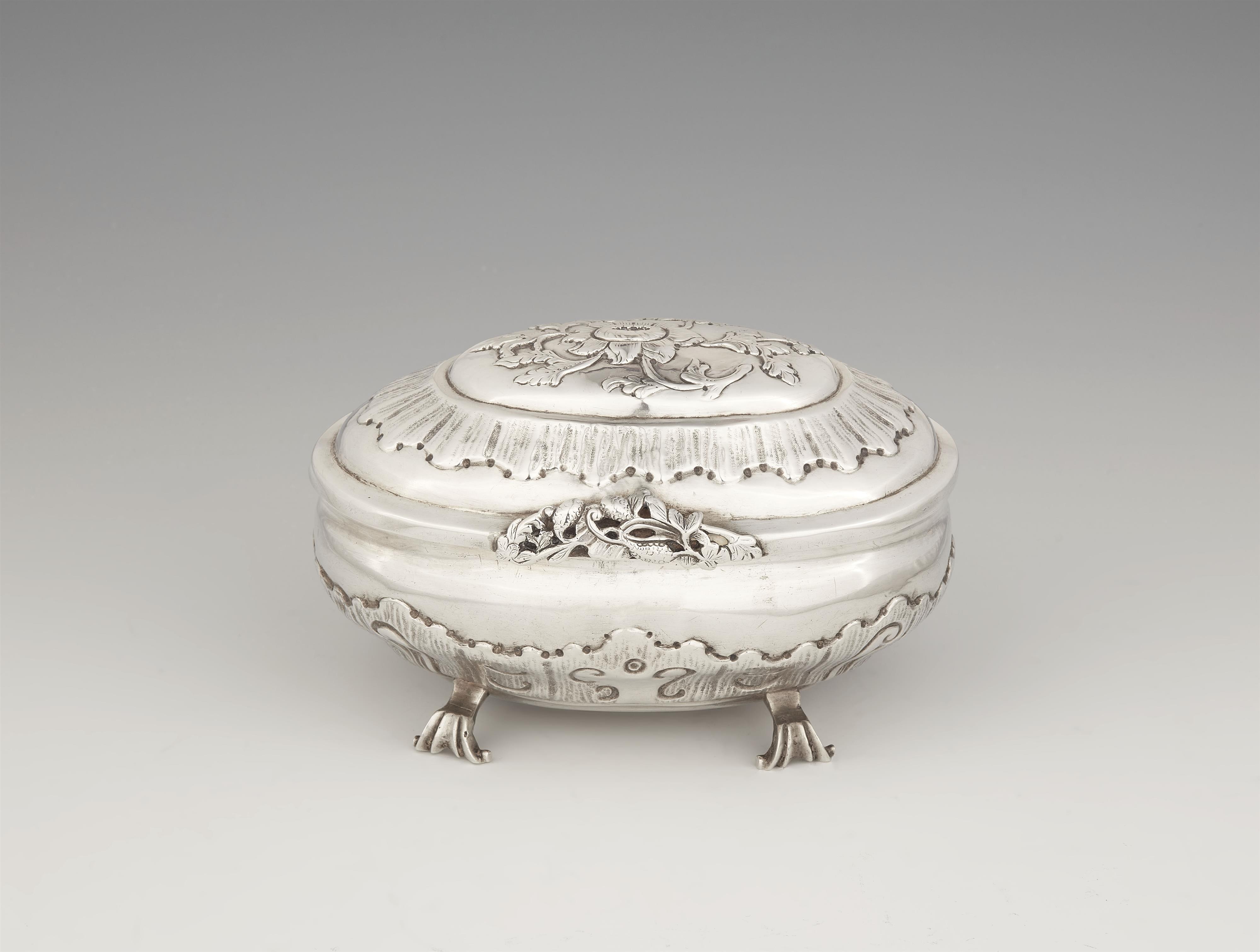 A Salzwedel silver sugar box - image-1