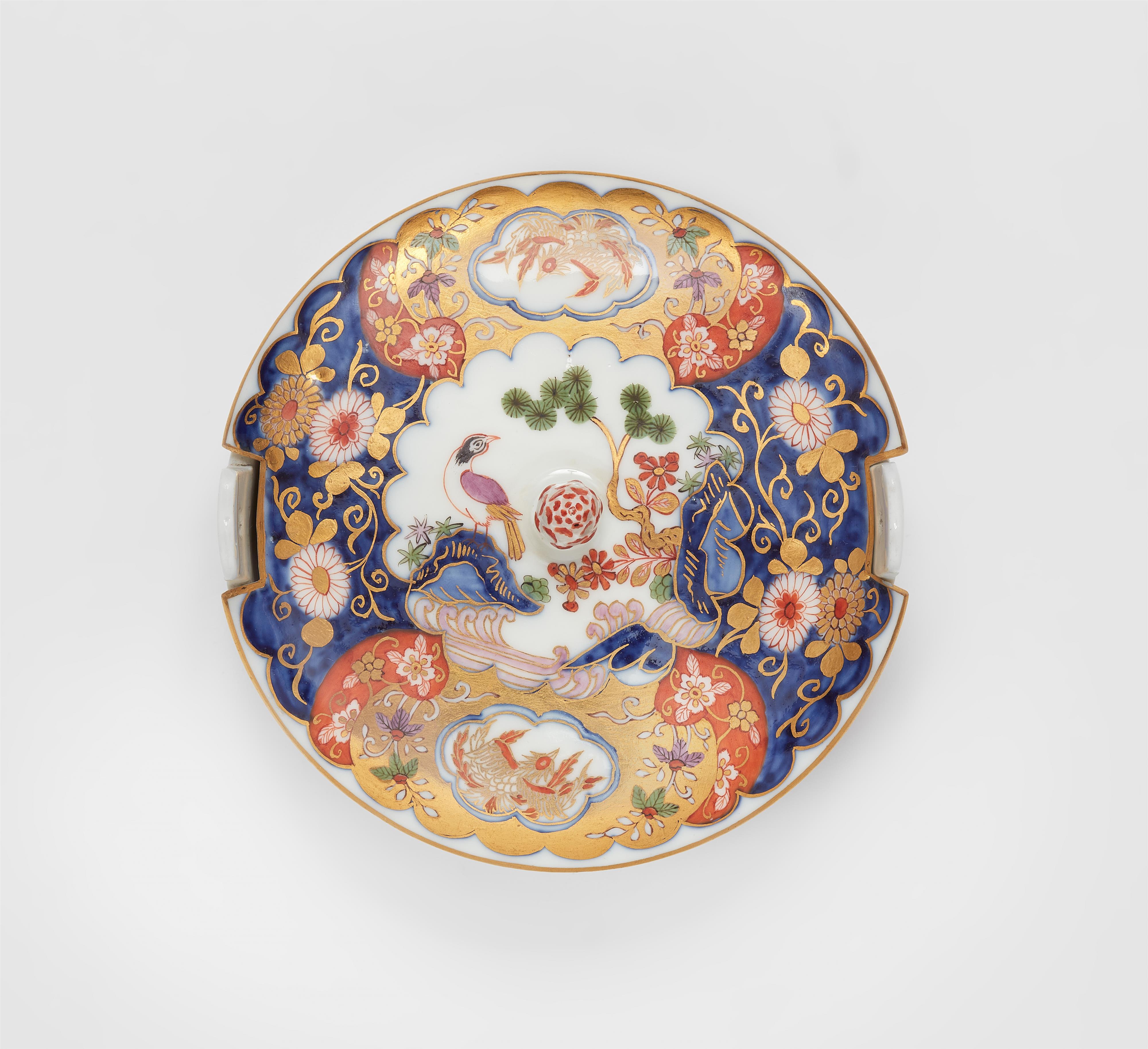 A round Meissen porcelain butter dish with brocade motifs - image-2