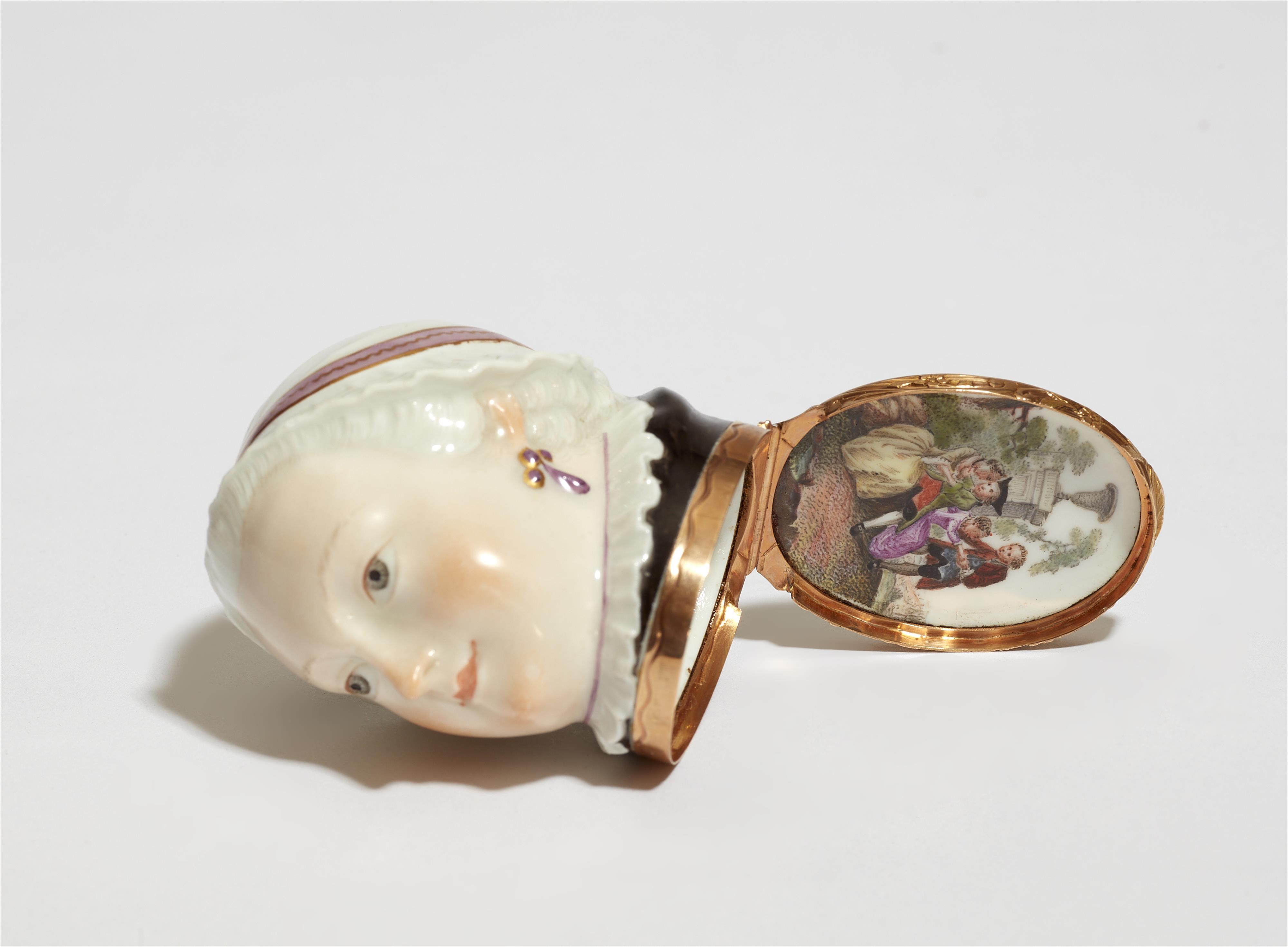 A Meissen porcelain snuff box designed as a lady's head - image-2
