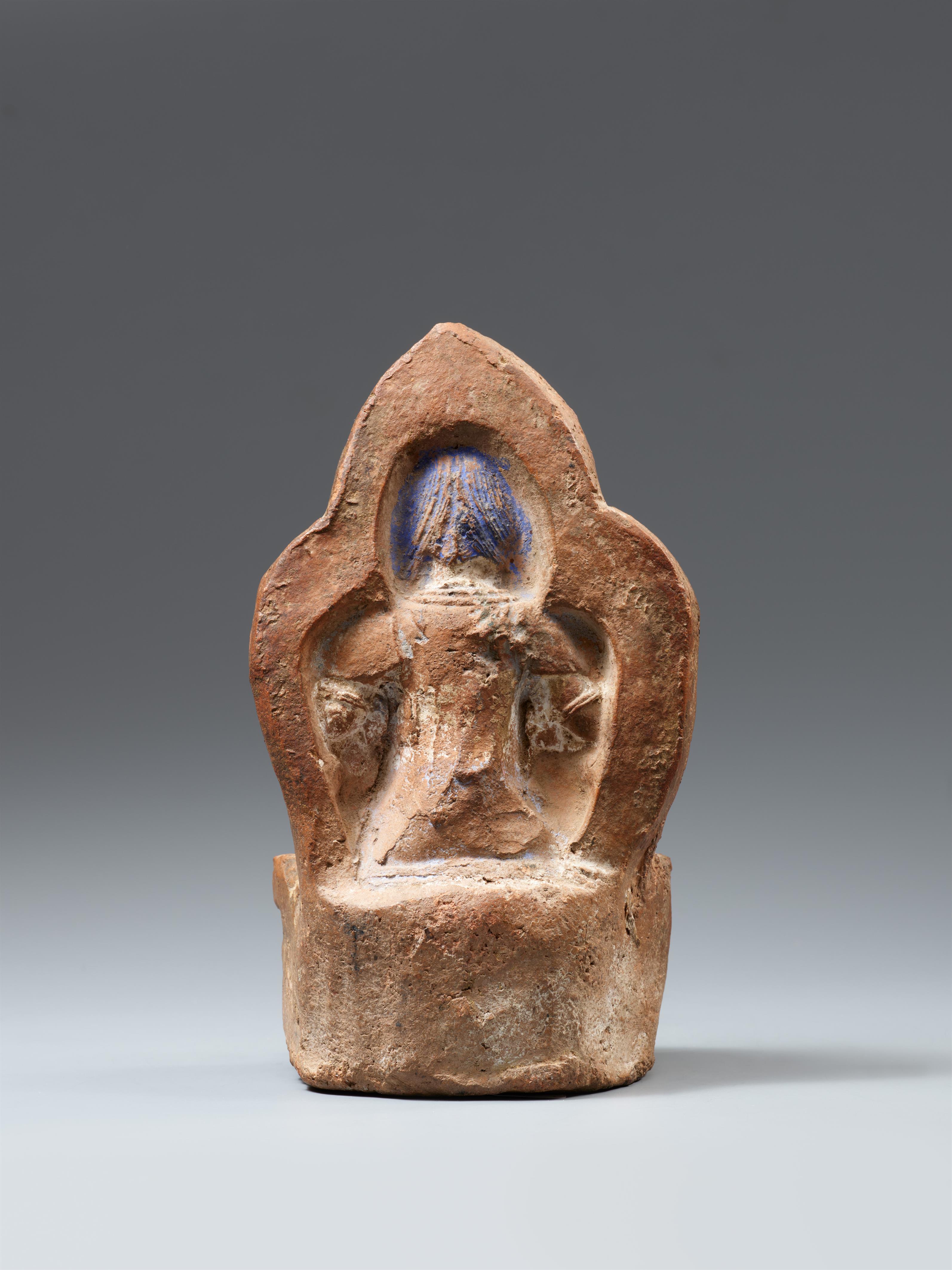 A Nepalese terracotta stele of Shadakshari Lokeshvara. 16th century or later - image-2