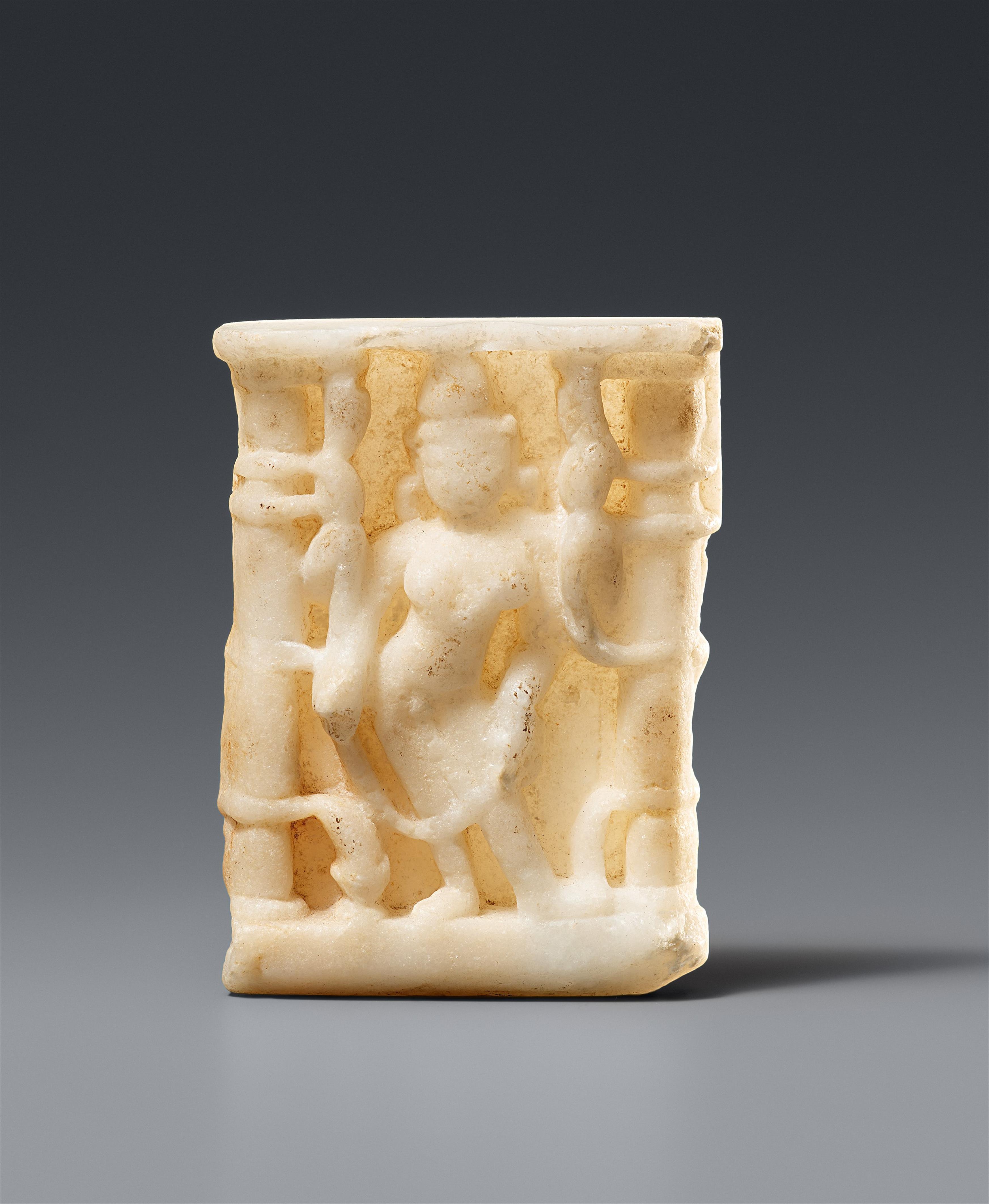 A small alabaster stele. India, Rajasthan/Gujarat. 14th century or later - image-1