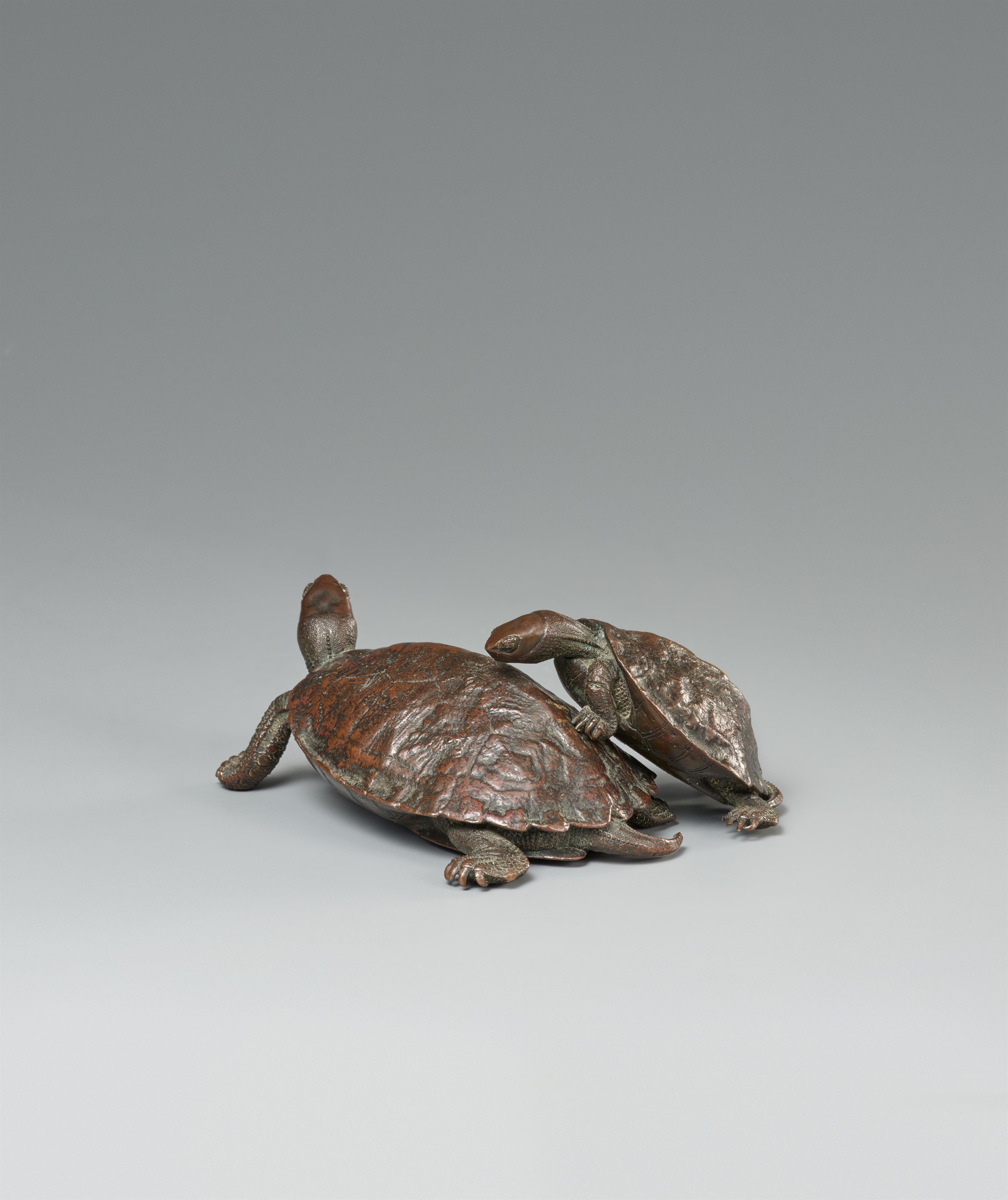 A small bronze okimono of two tortoises. 19th century - image-2