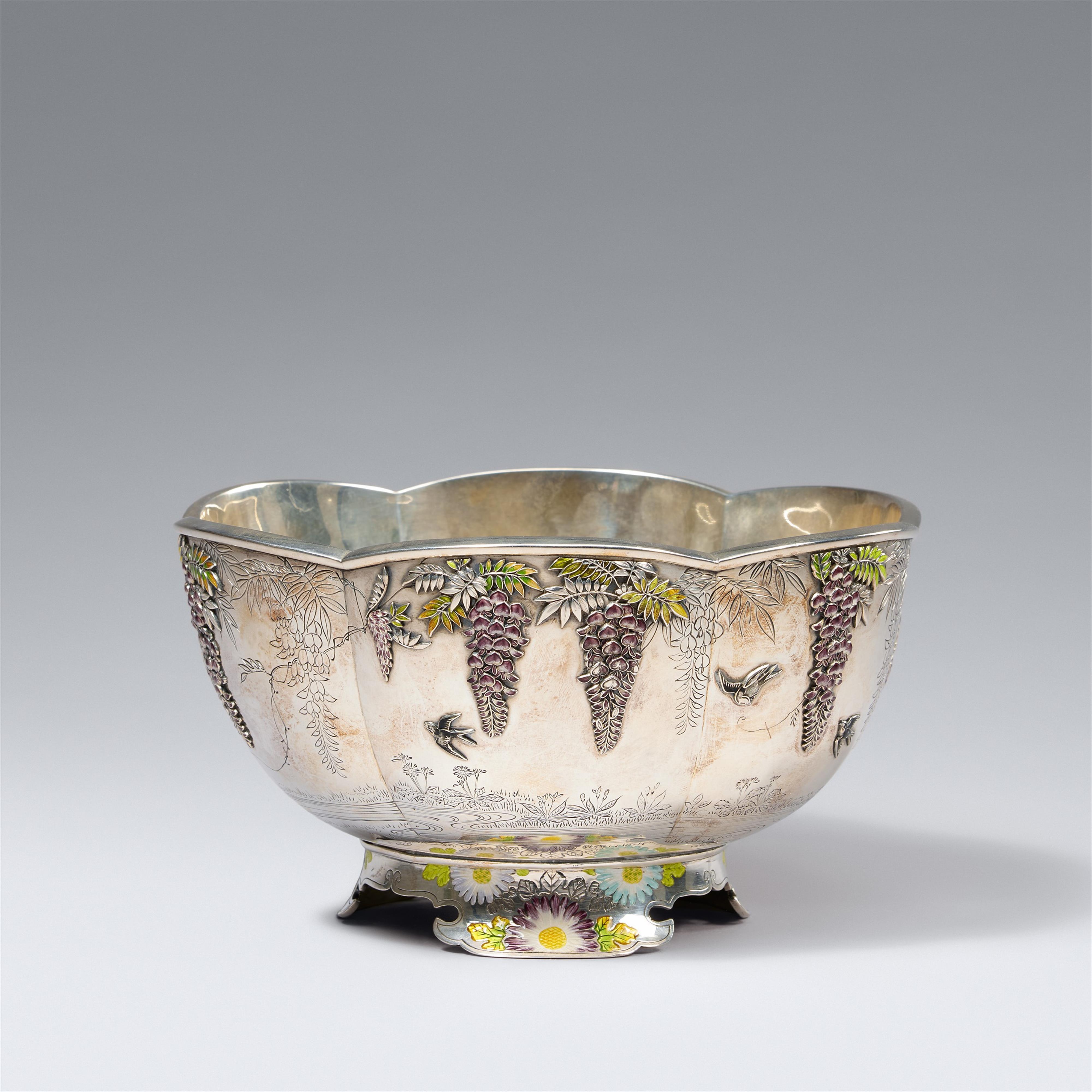 A double-walled silver bowl with translucent enamel. Around 1900 - image-1