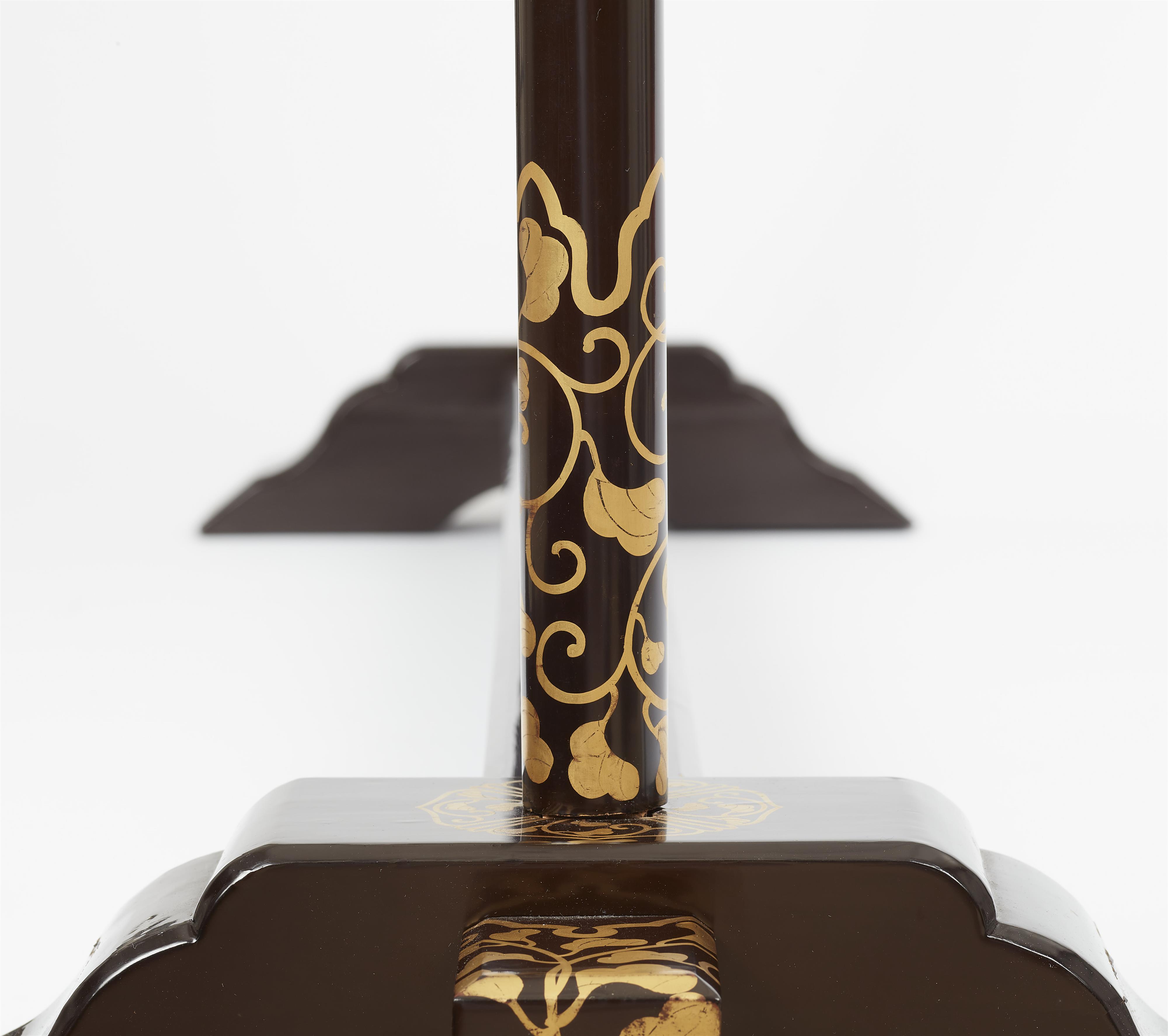 A black lacquer kimono stand (iko). 20th century - image-5