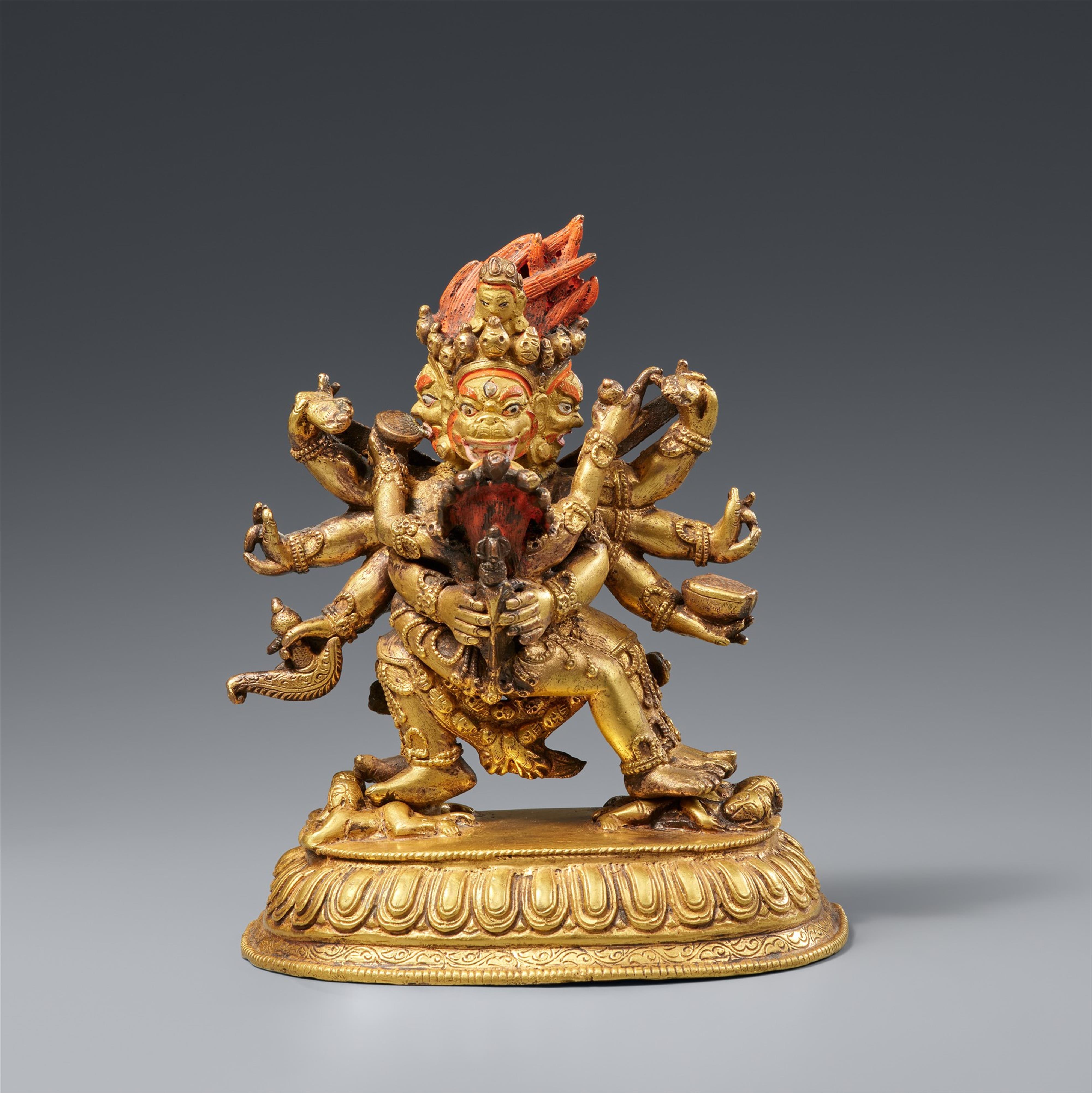 Vajrakila in yab-yum. Bronze, feuervergoldet. Tibet, 19. Jh. - image-1