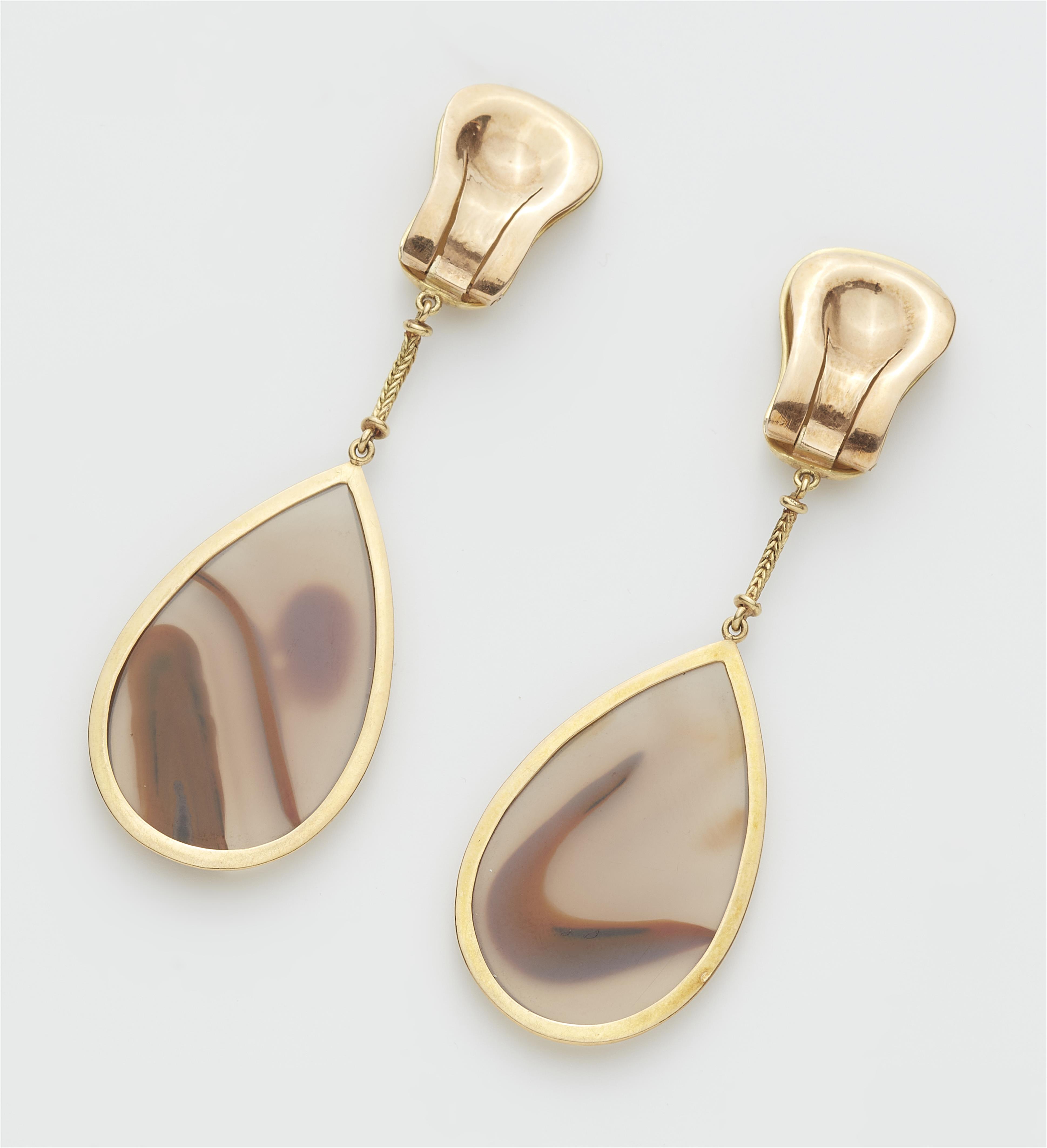 A pair of German 18k gold and banded Chalcedony clip earrings. - image-2