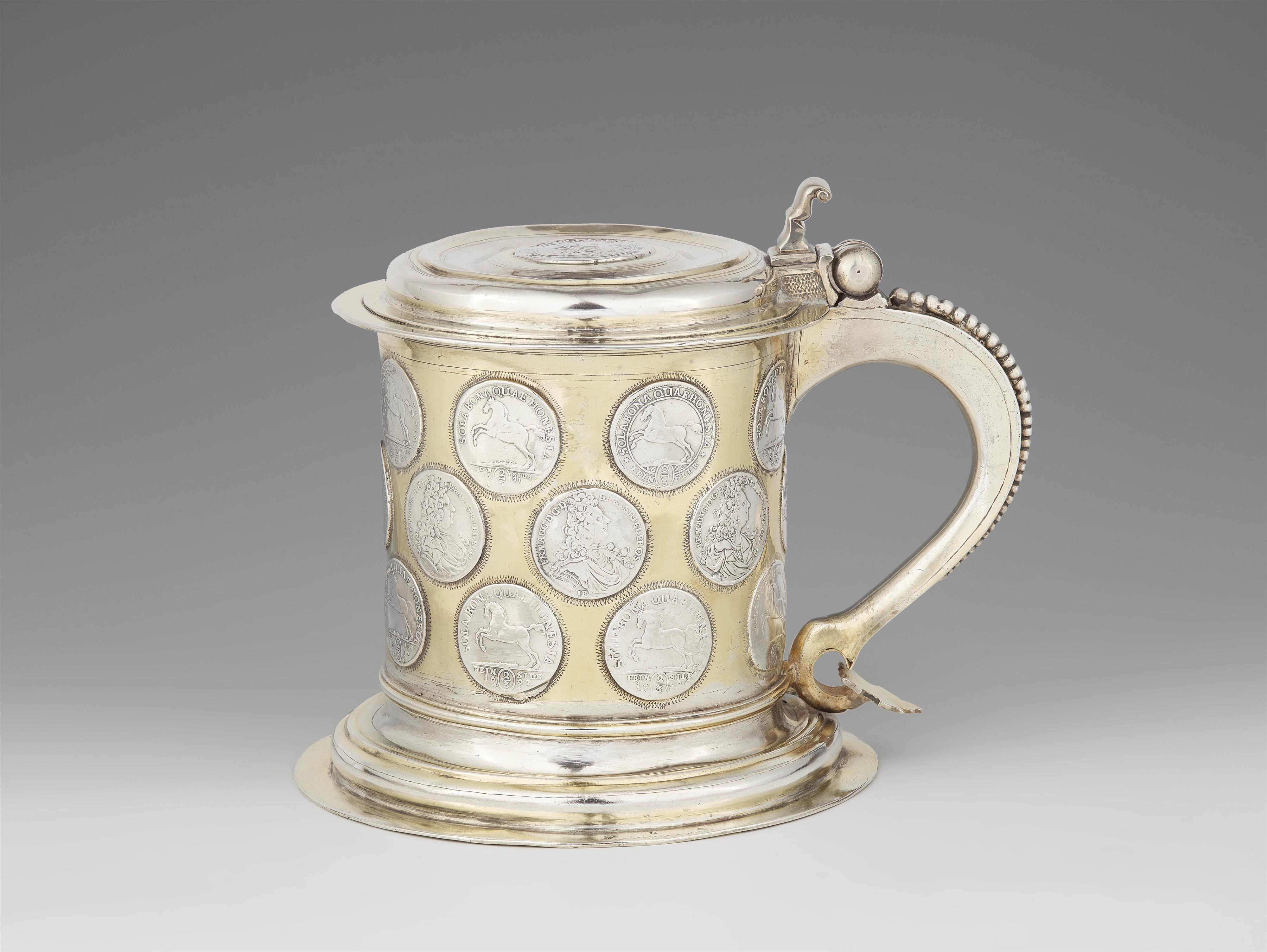 A Königsberg silver gilt coin-set tankard - image-1