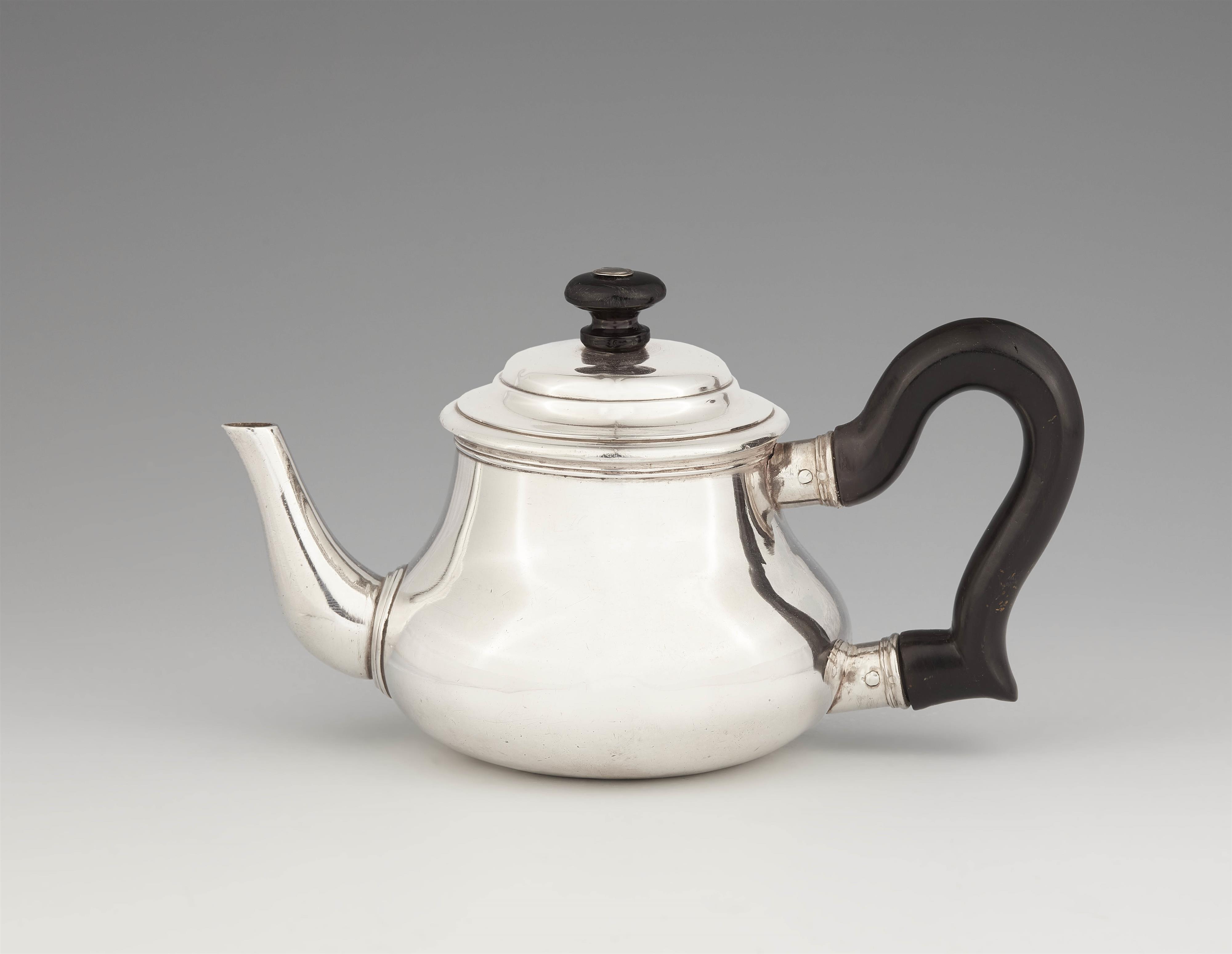 A Parisian silver teapot - image-1