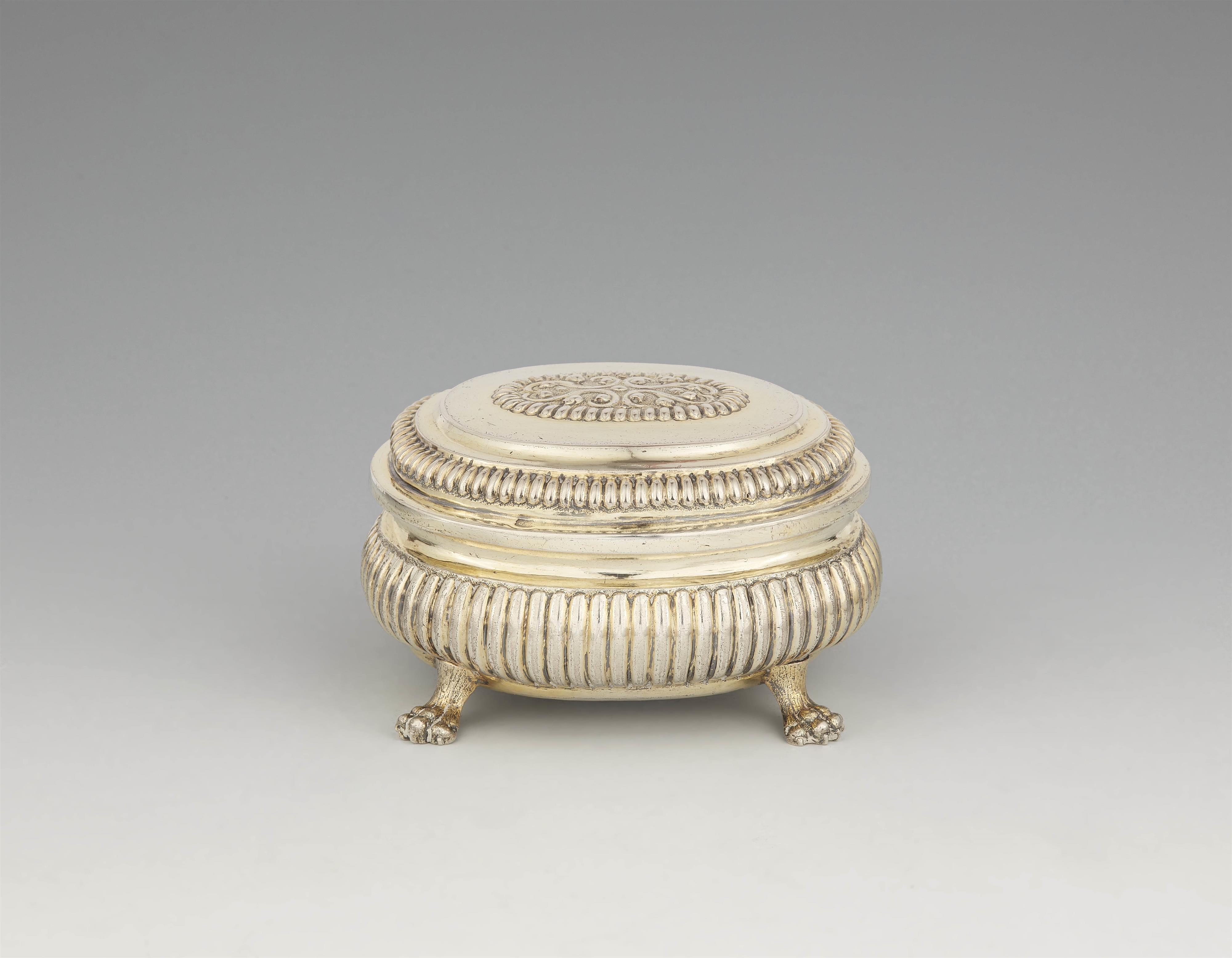 An early Augsburg silver-gilt toilette box - image-1