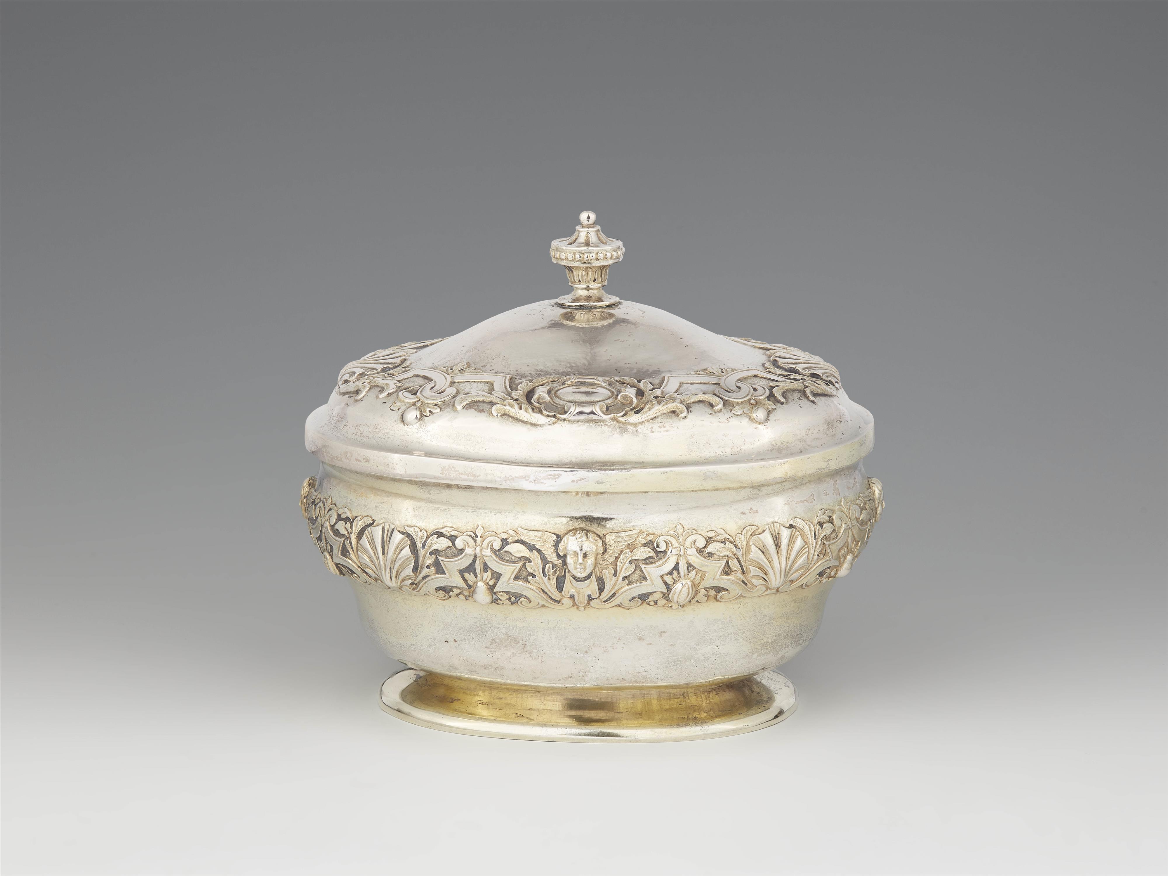 A rare Giengen parcel gilt silver box - image-1