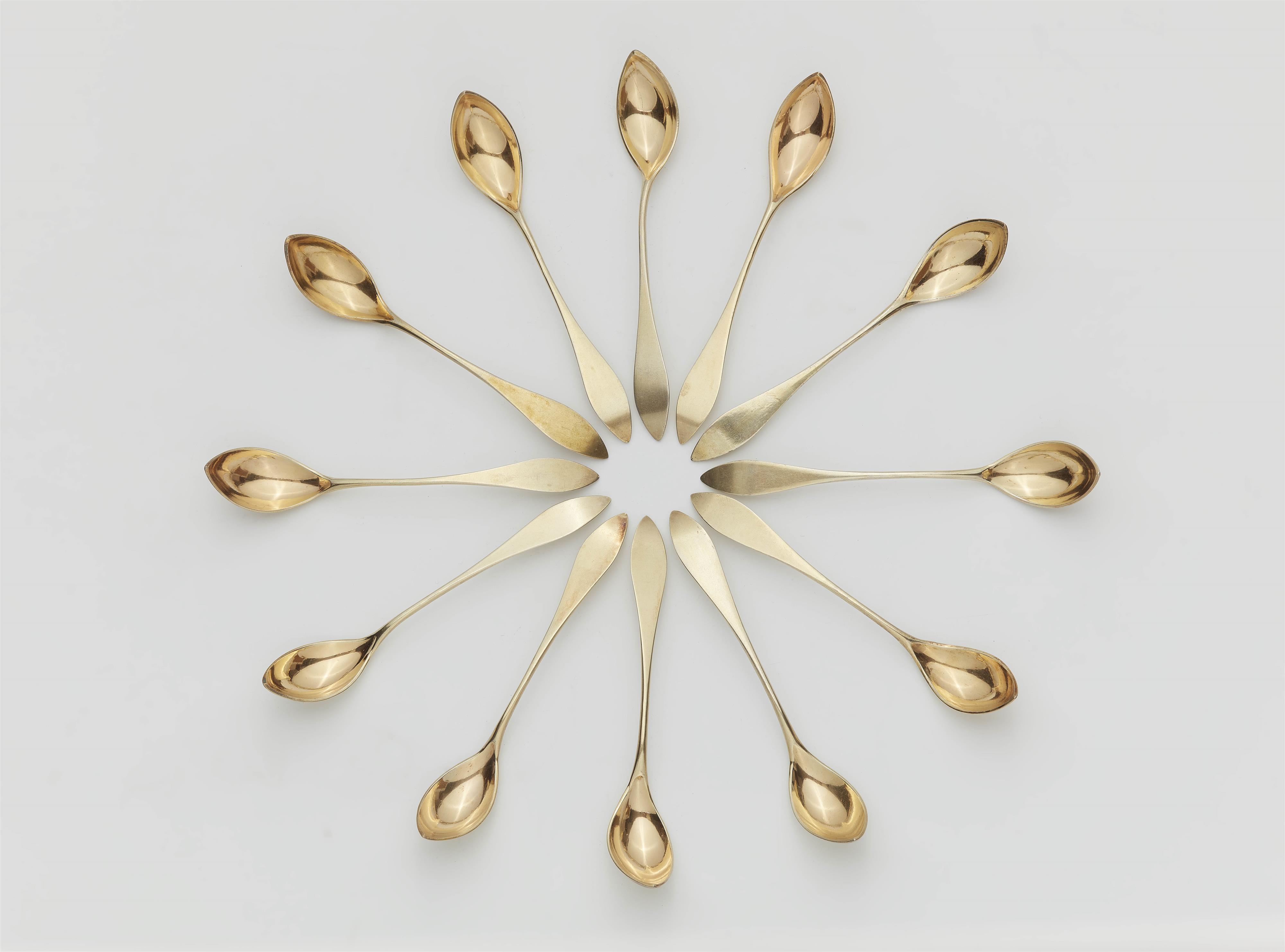 Twelve silver gilt spoons - image-1