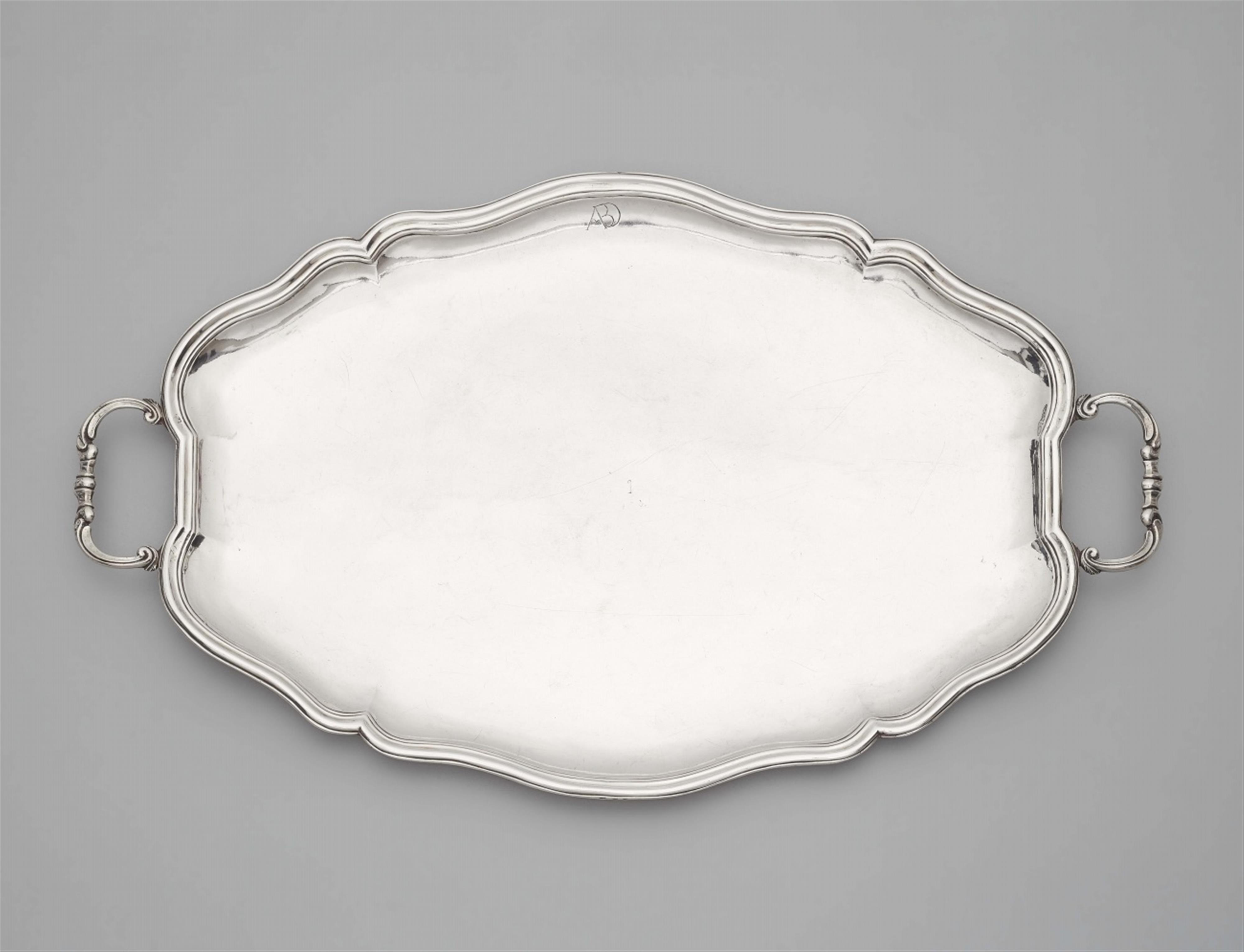 A Spanish Baroque silver platter - image-1