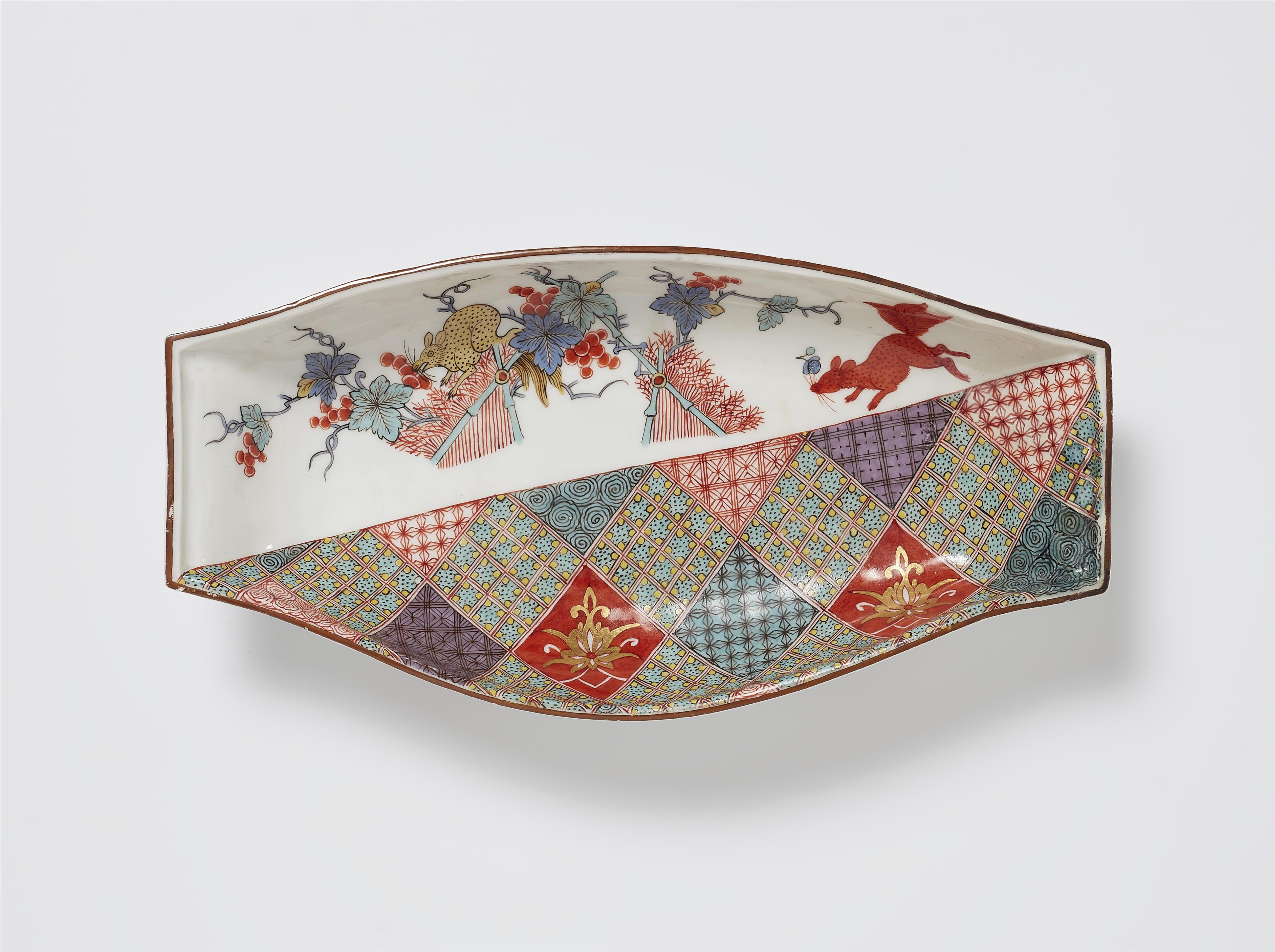 A Meissen porcelain dish with squirrel motifs - image-1