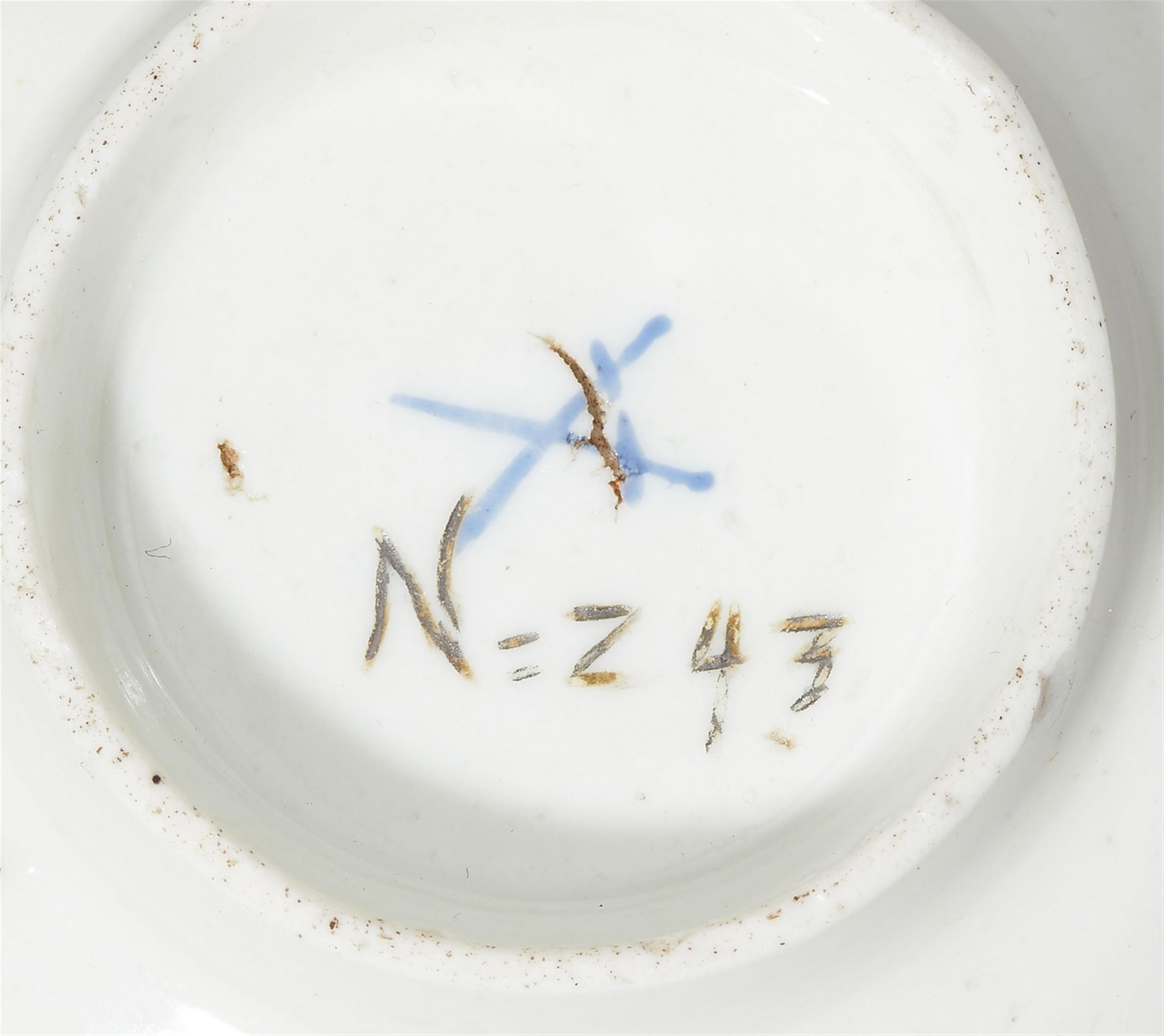 A Meissen porcelain tea bowl and saucer with a palace inventory number from the tower room of the residence palace Dresden - image-2